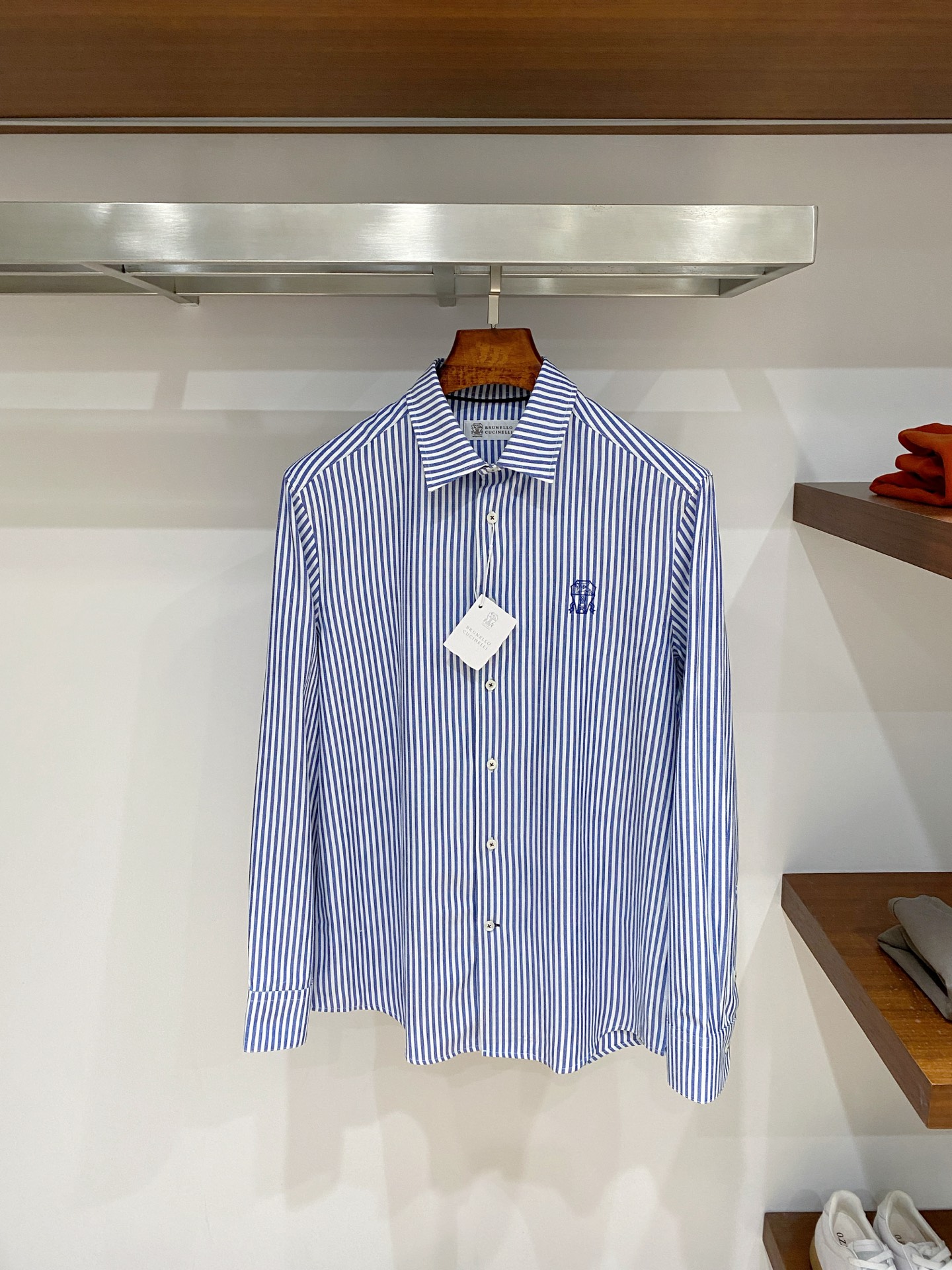 顶级品质>26新款(精品衬衫)专柜官网同步发售！辅料全部原版定制出品，贸易公司真品订单。高级定制进口面料