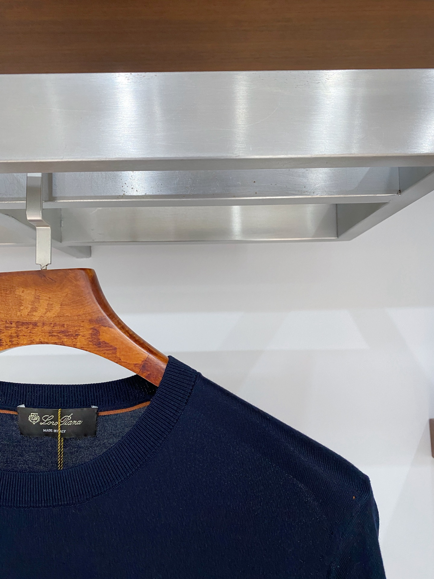 高级货>26新款(醋酸/天丝/桑蚕丝/混纺)专柜官网同步发售！辅料全部原版定制出品，贸易公司真品订单。高