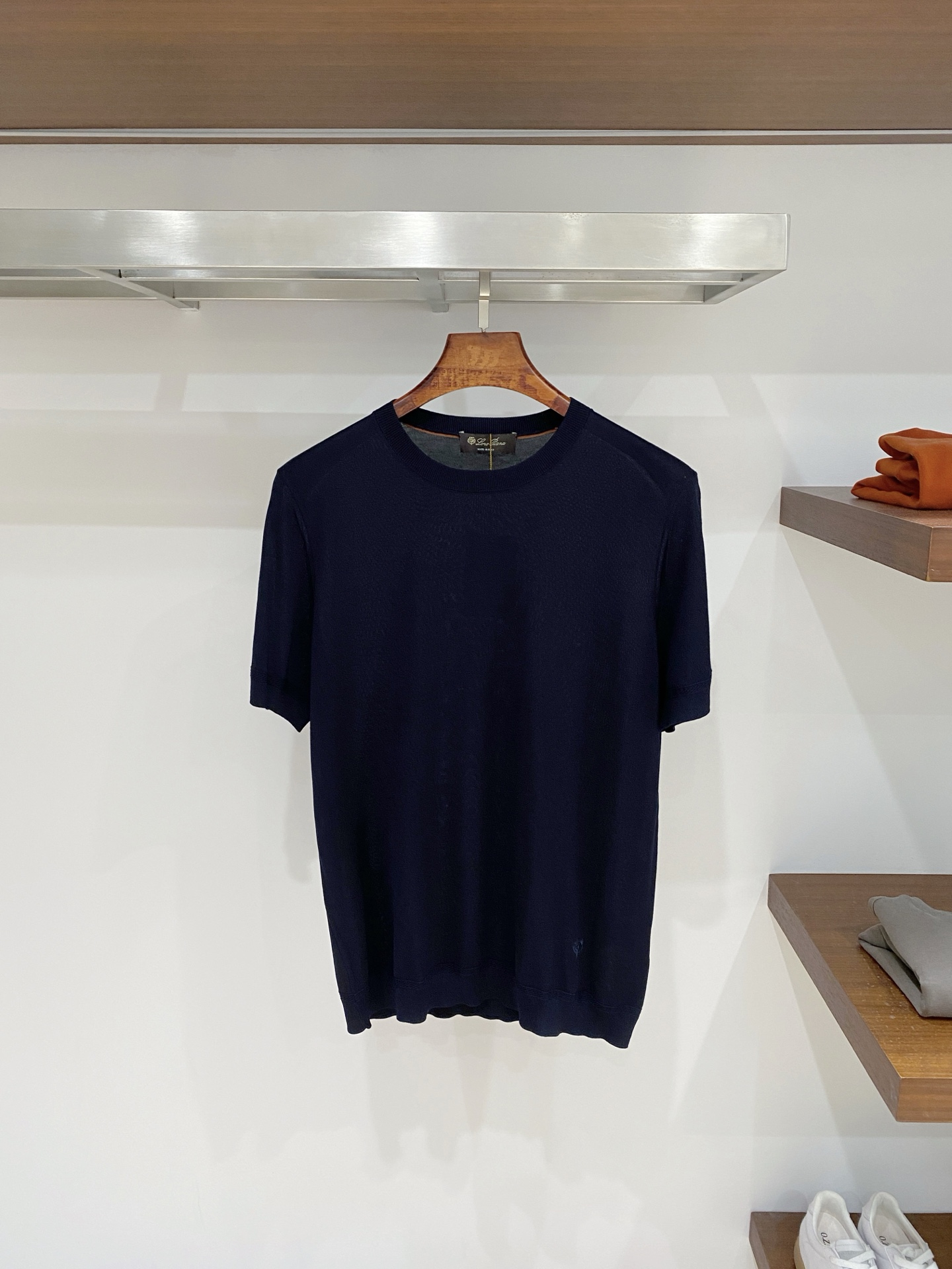 高级货>26新款(醋酸/天丝/桑蚕丝/混纺)专柜官网同步发售！辅料全部原版定制出品，贸易公司真品订单。高