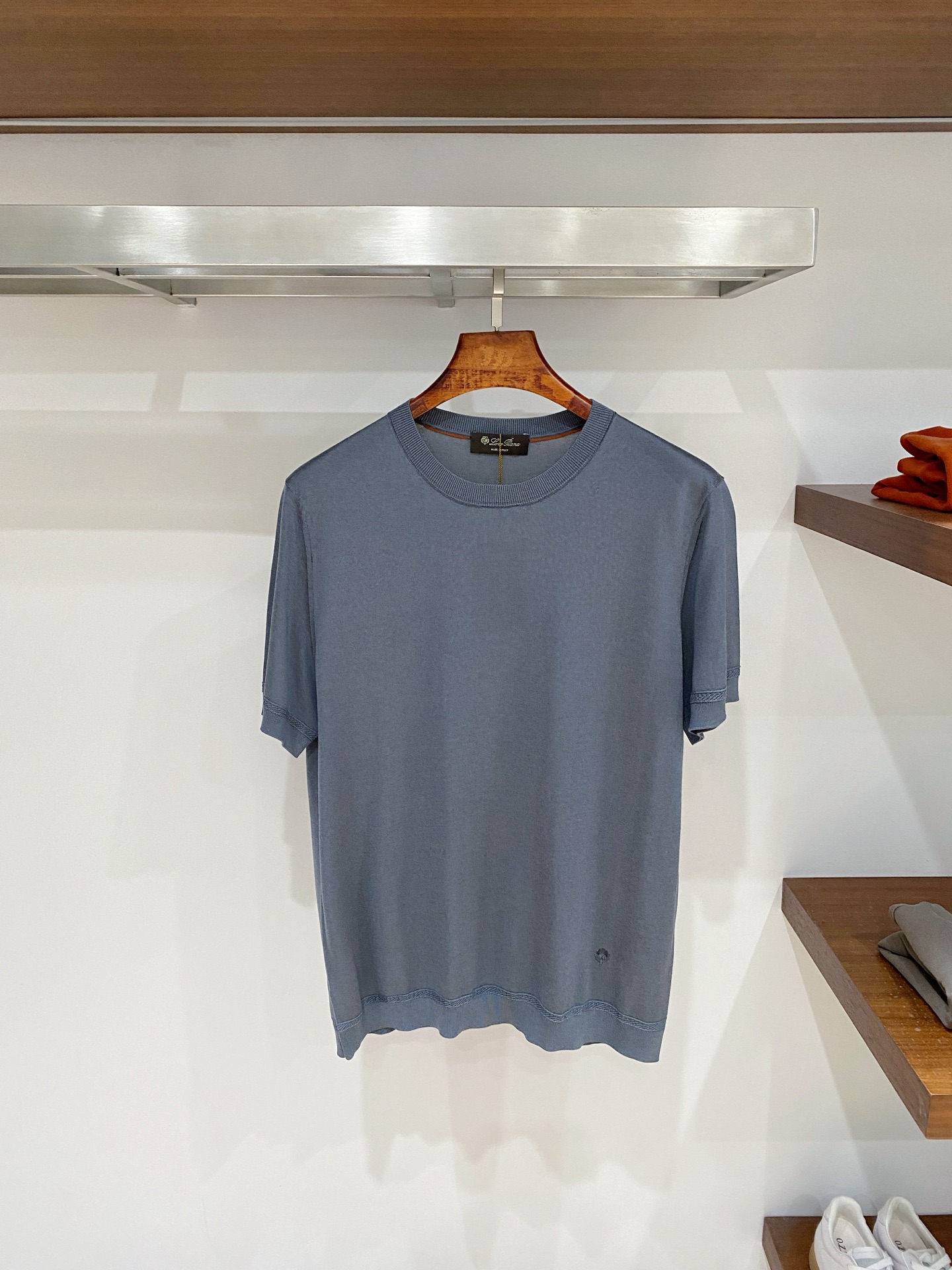 高级货>26新款(醋酸/天丝/桑蚕丝/混纺)专柜官网同步发售！辅料全部原版定制出品，贸易公司真品订单。高