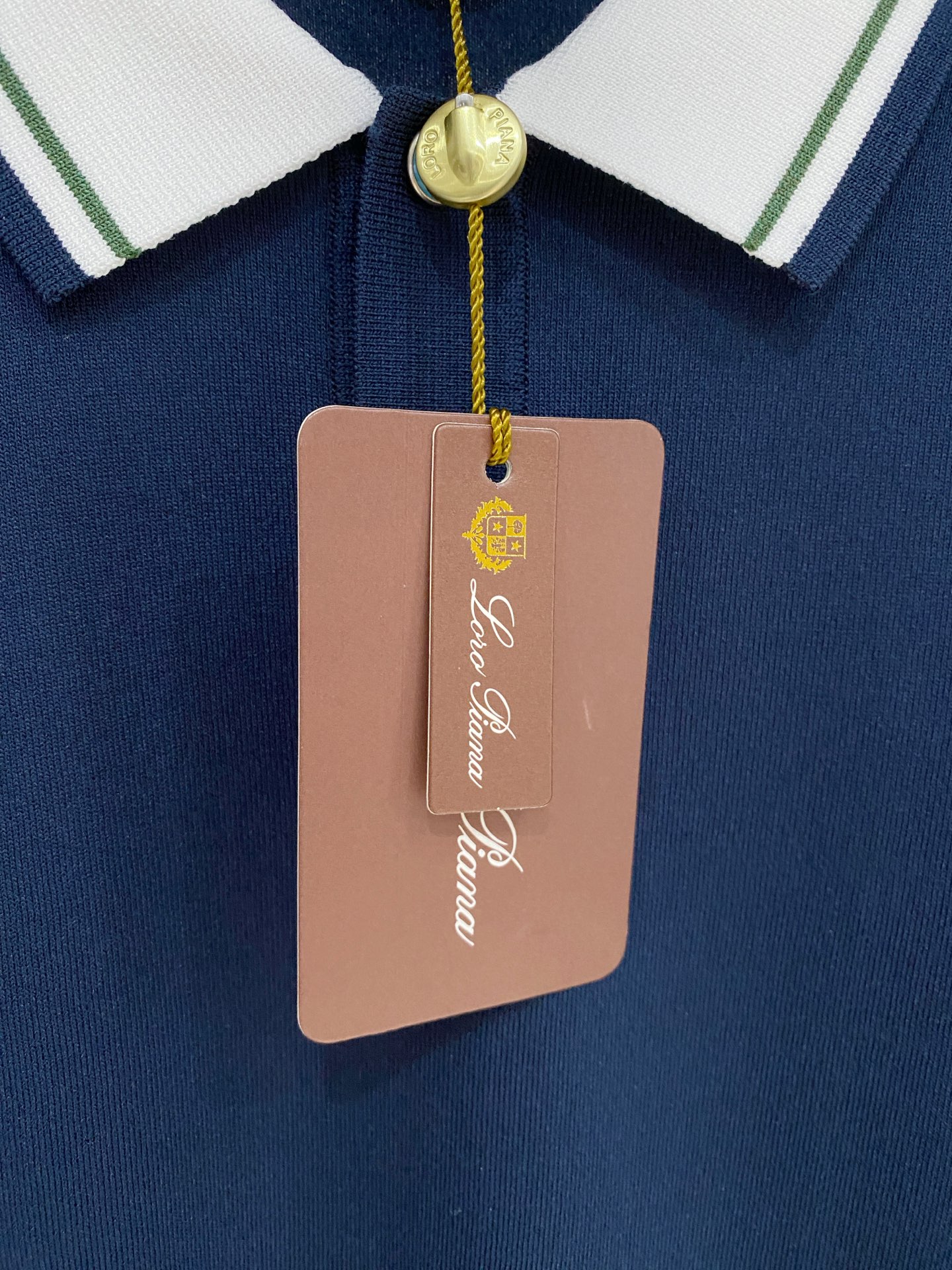 顶级品质>(26新款针织)专柜官网同步发售！辅料全部原版定制出品，贸易公司真品订单。高级定制进口面料，以