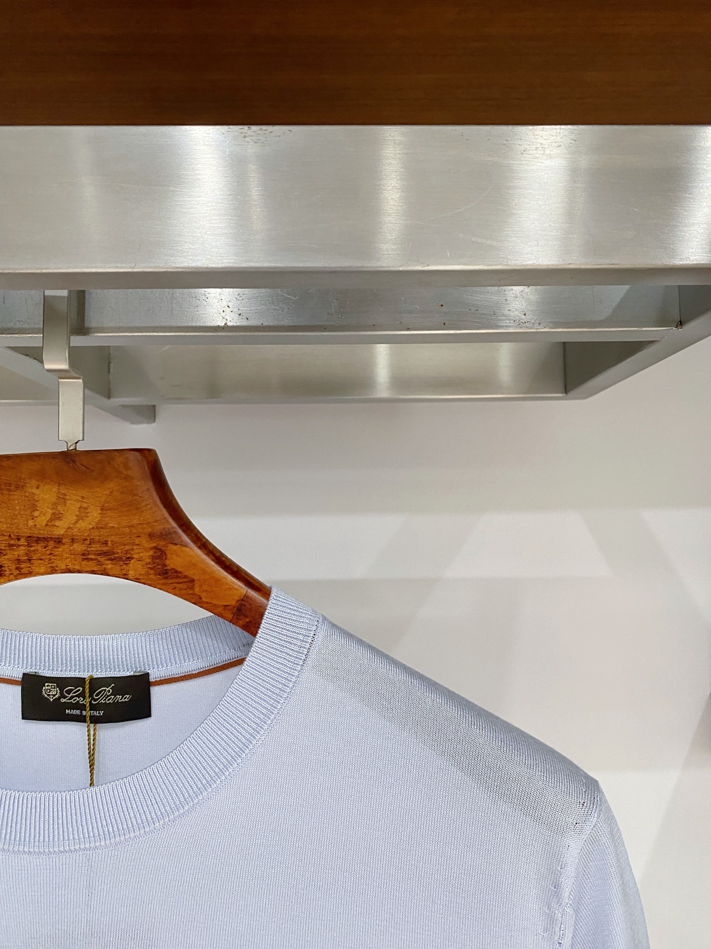 高级货>26新款(醋酸/天丝/桑蚕丝/混纺)专柜官网同步发售！辅料全部原版定制出品，贸易公司真品订单。高