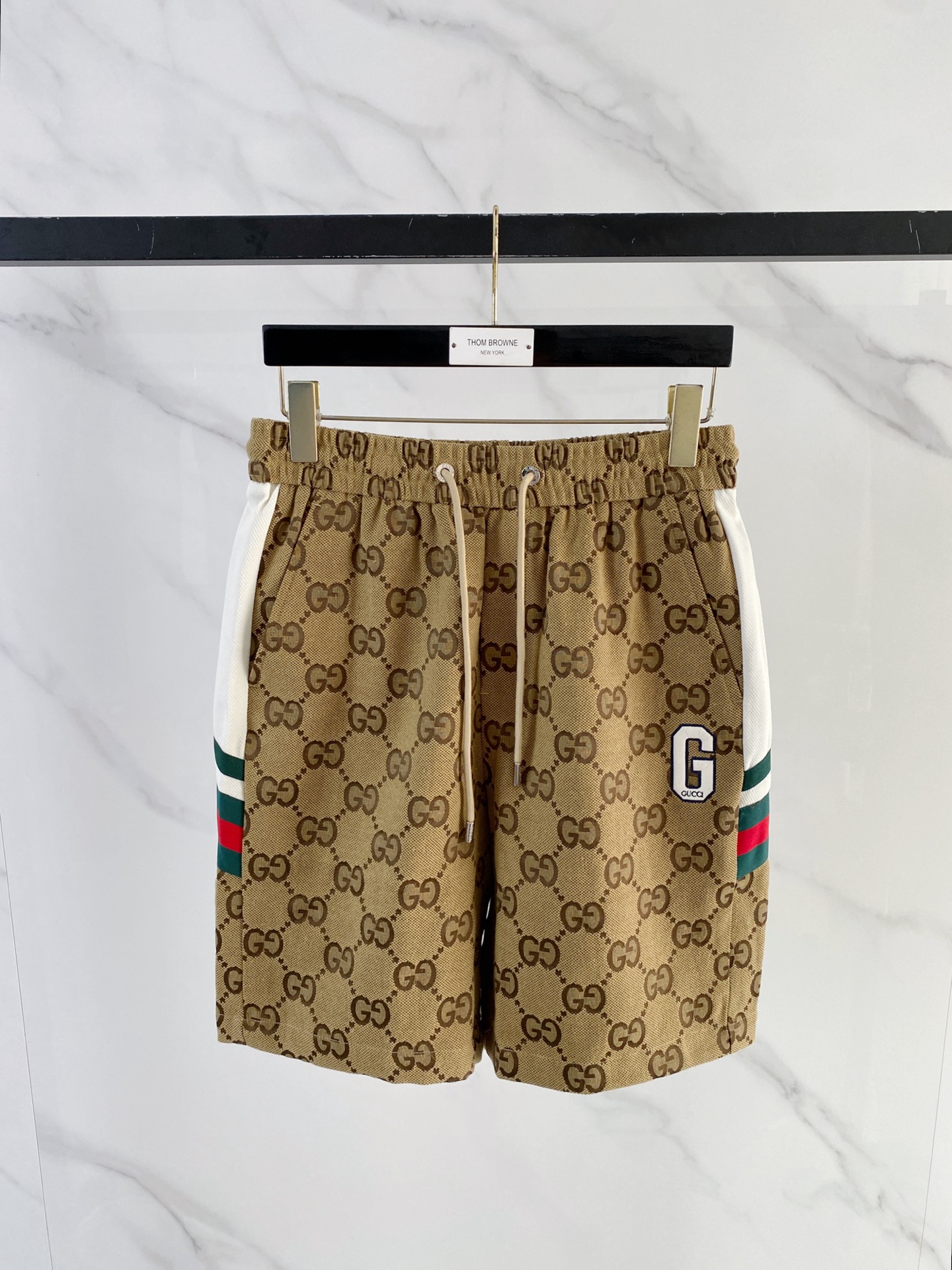 Shorts 09563