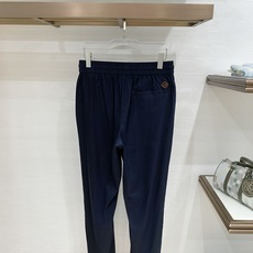 Loro Piana 一套销售 春款套装 顶级品质 定制顶级面料 新品 最新设计款 2026ss 秀场 Loro Piana 一套销售 春款套装 顶级品质 定制顶级面料 新品 最新设计款 2026ss 秀场