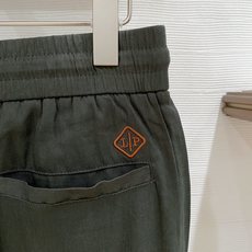 Loro Piana 一套销售 春款套装 顶级品质 定制顶级面料 新品 最新设计款 2026ss 秀场 Loro Piana 一套销售 春款套装 顶级品质 定制顶级面料 新品 最新设计款 2026ss 秀场