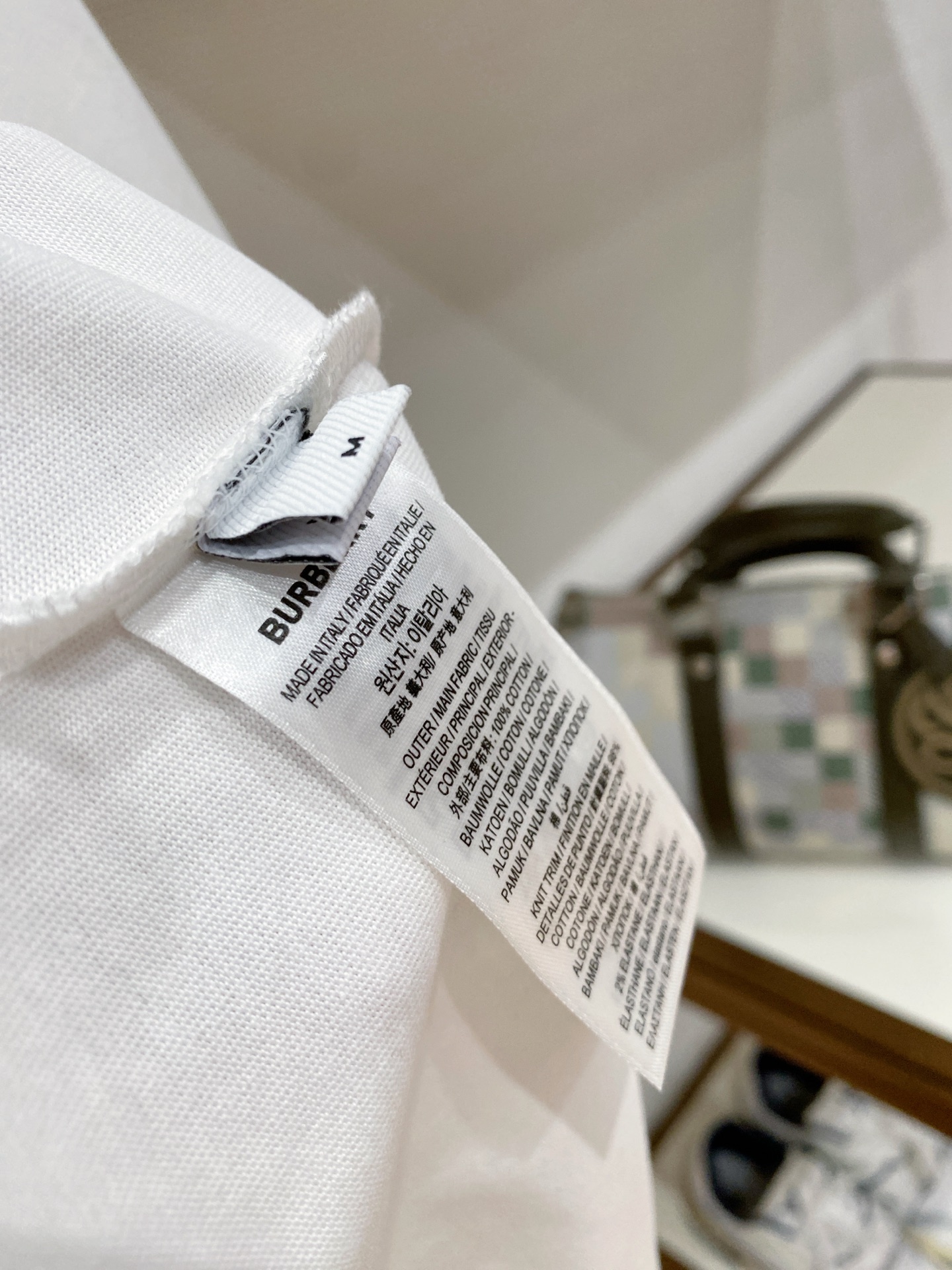 巴宝莉Burberry26春夏新款首发专柜最新款短袖圆领T恤 高端订制 设计前卫时尚！品牌logo重工艺
