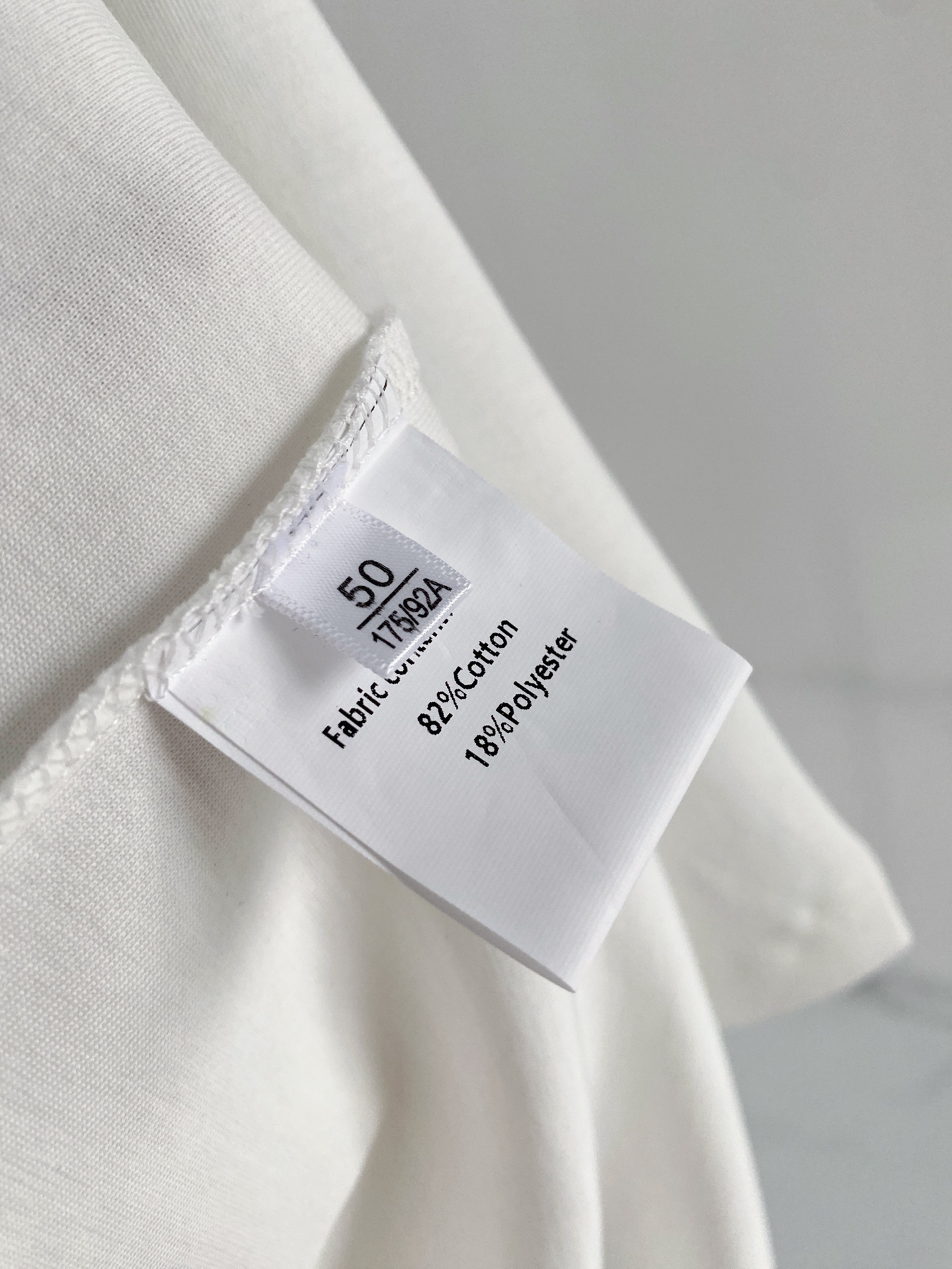 Loro Piana🌟精品系列🌟2026春夏新款首发专柜最新款短袖圆领T恤 高端订制 设计前卫时尚！品牌