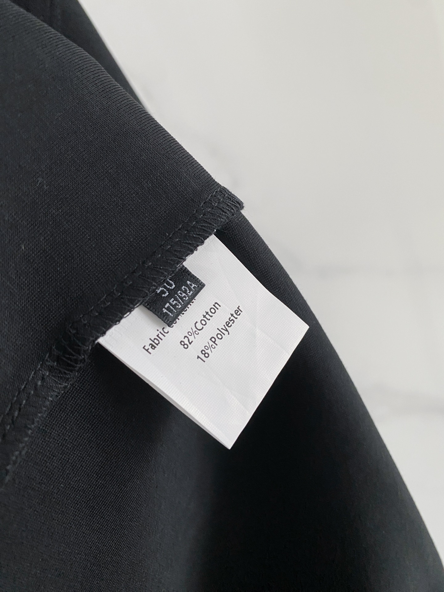 Loro Piana🌟精品系列🌟2026春夏新款首发专柜最新款短袖圆领T恤 高端订制 设计前卫时尚！品牌