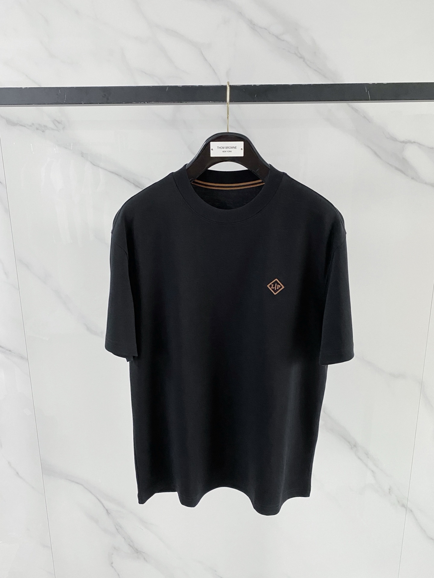 Loro Piana🌟精品系列🌟2026春夏新款首发专柜最新款短袖圆领T恤 高端订制 设计前卫时尚！品牌