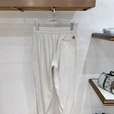 Loro Piana 一套销售 春款套装 顶级品质 定制顶级面料 新品 最新设计款 2026ss 秀场 Loro Piana 一套销售 春款套装 顶级品质 定制顶级面料 新品 最新设计款 2026ss 秀场