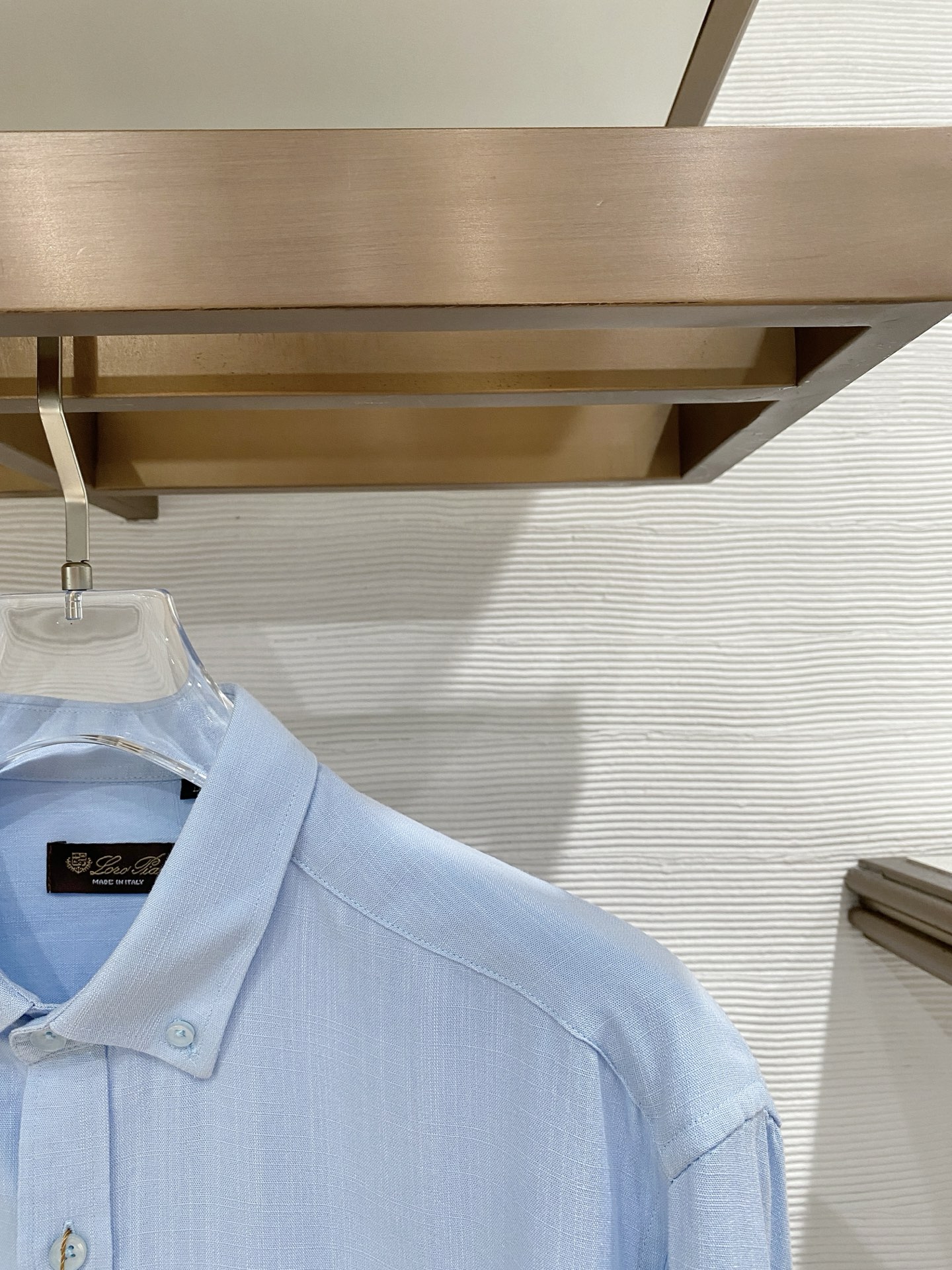 loro Piana（诺悠翩雅）官网26春夏亚麻面料男衬衫颜色 ：深蓝 天蓝 卡其 白色码数: 48-5