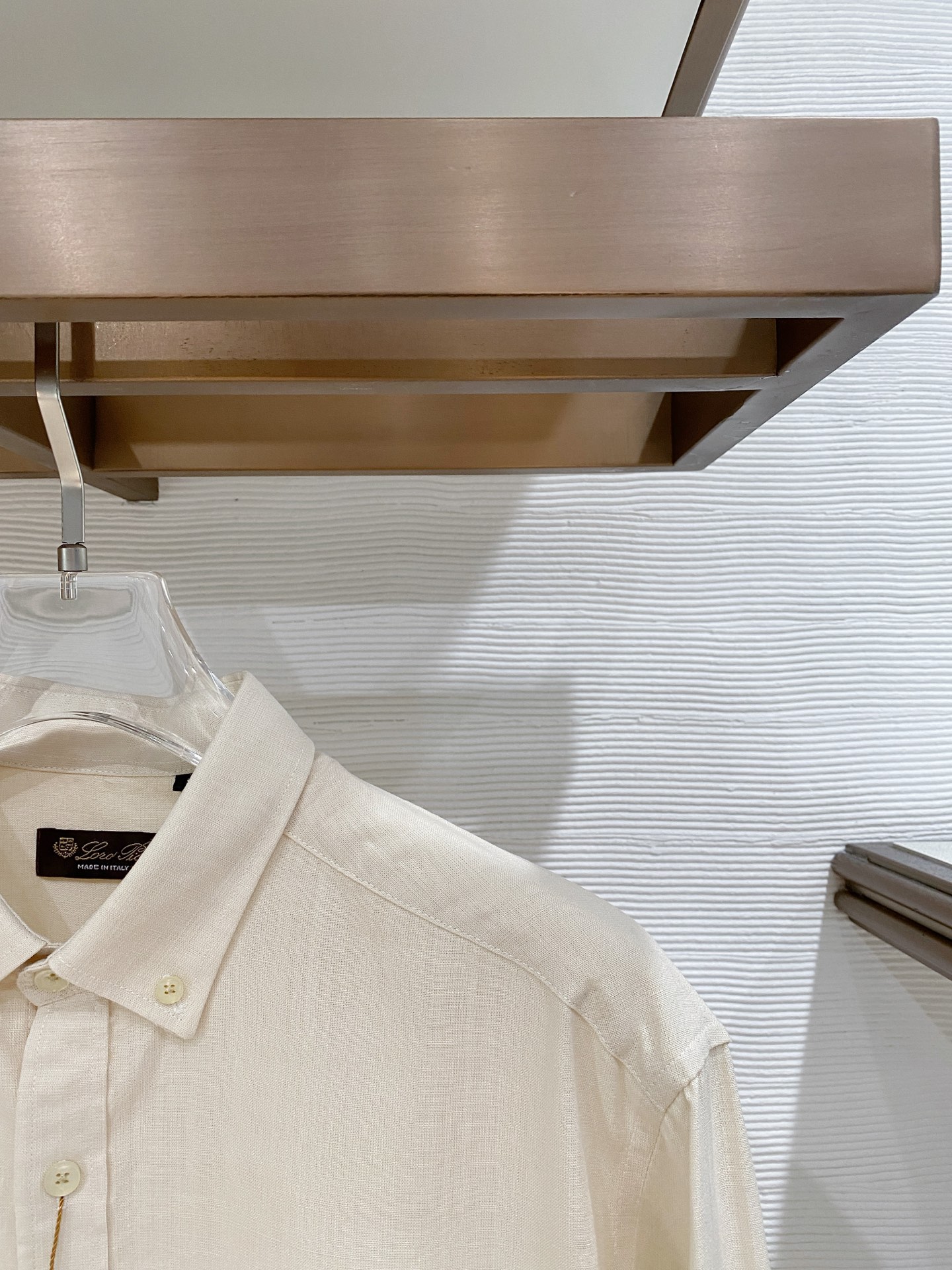loro Piana（诺悠翩雅）官网26春夏亚麻面料男衬衫颜色 ：深蓝 天蓝 卡其 白色码数: 48-5