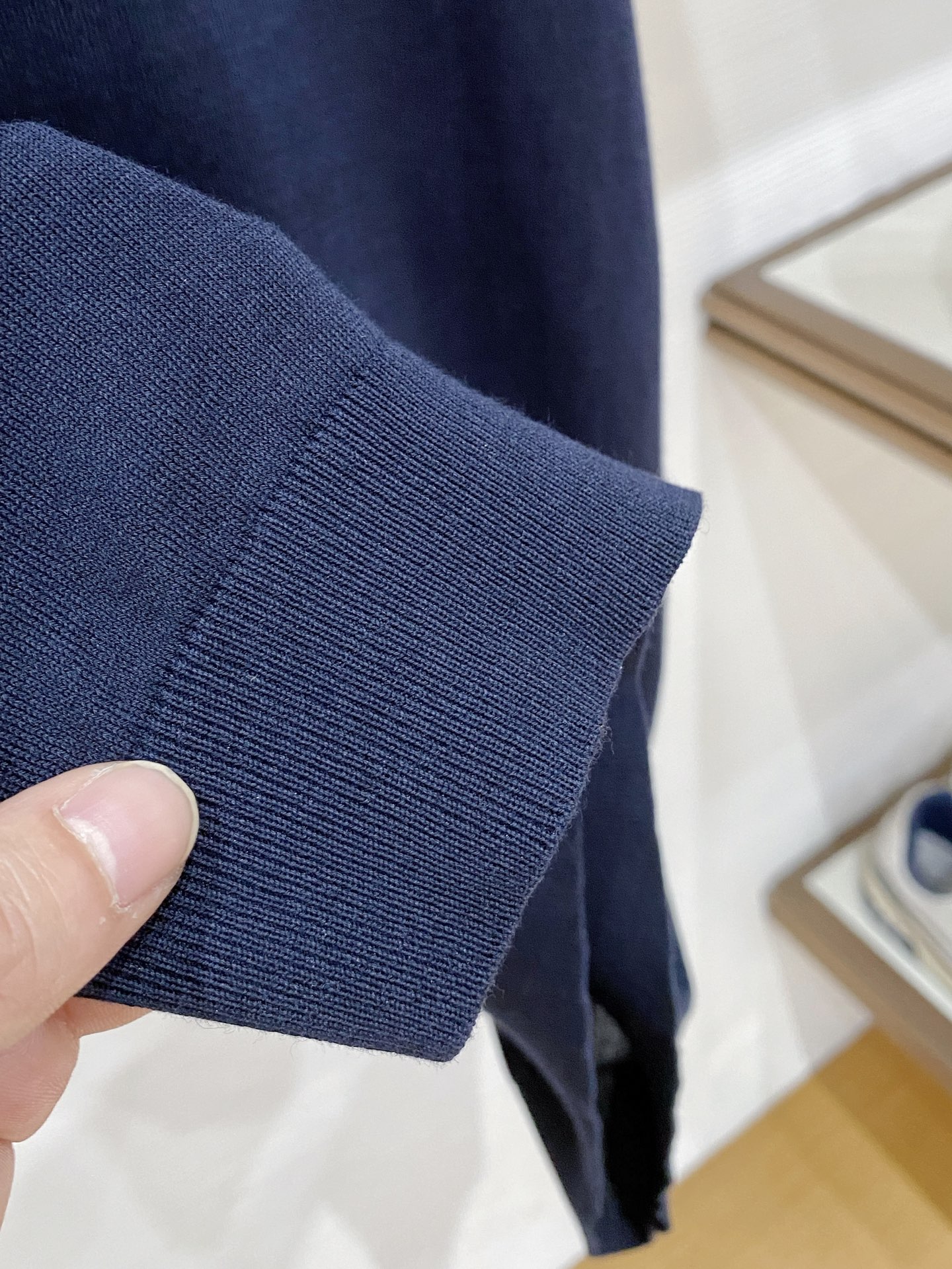 loro Piana 26春夏新品 男士圆领天丝加棉T恤颜色：两色（宝兰，浅兰）码数：M-3 xl型号：