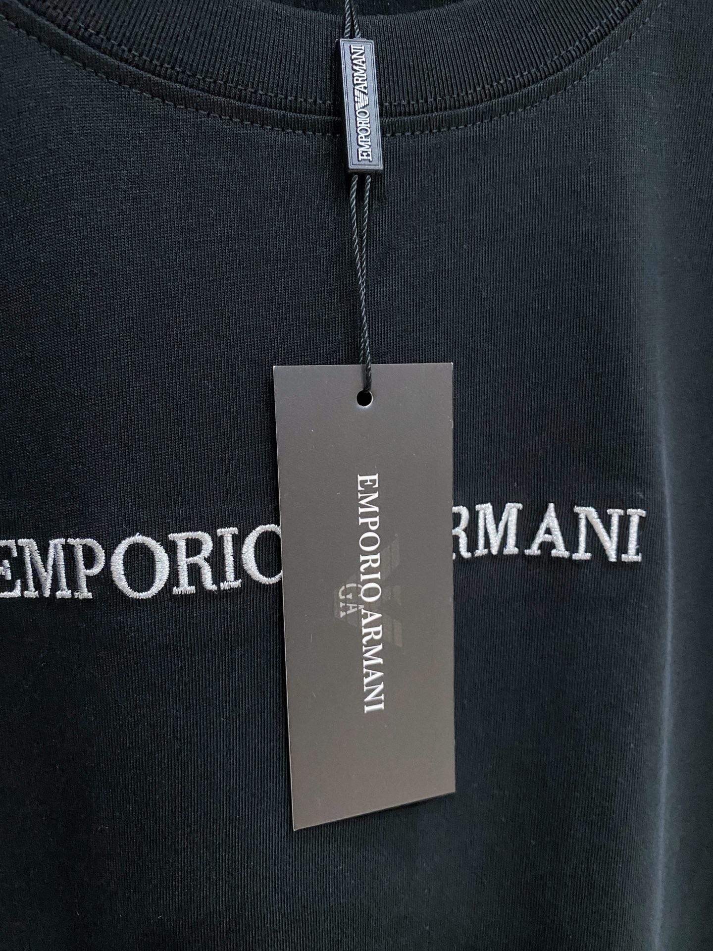 阿玛尼Armani26FW春夏新款首发专柜最新款短袖圆领T恤 设计前卫时尚！品牌logo重工艺设计 高端