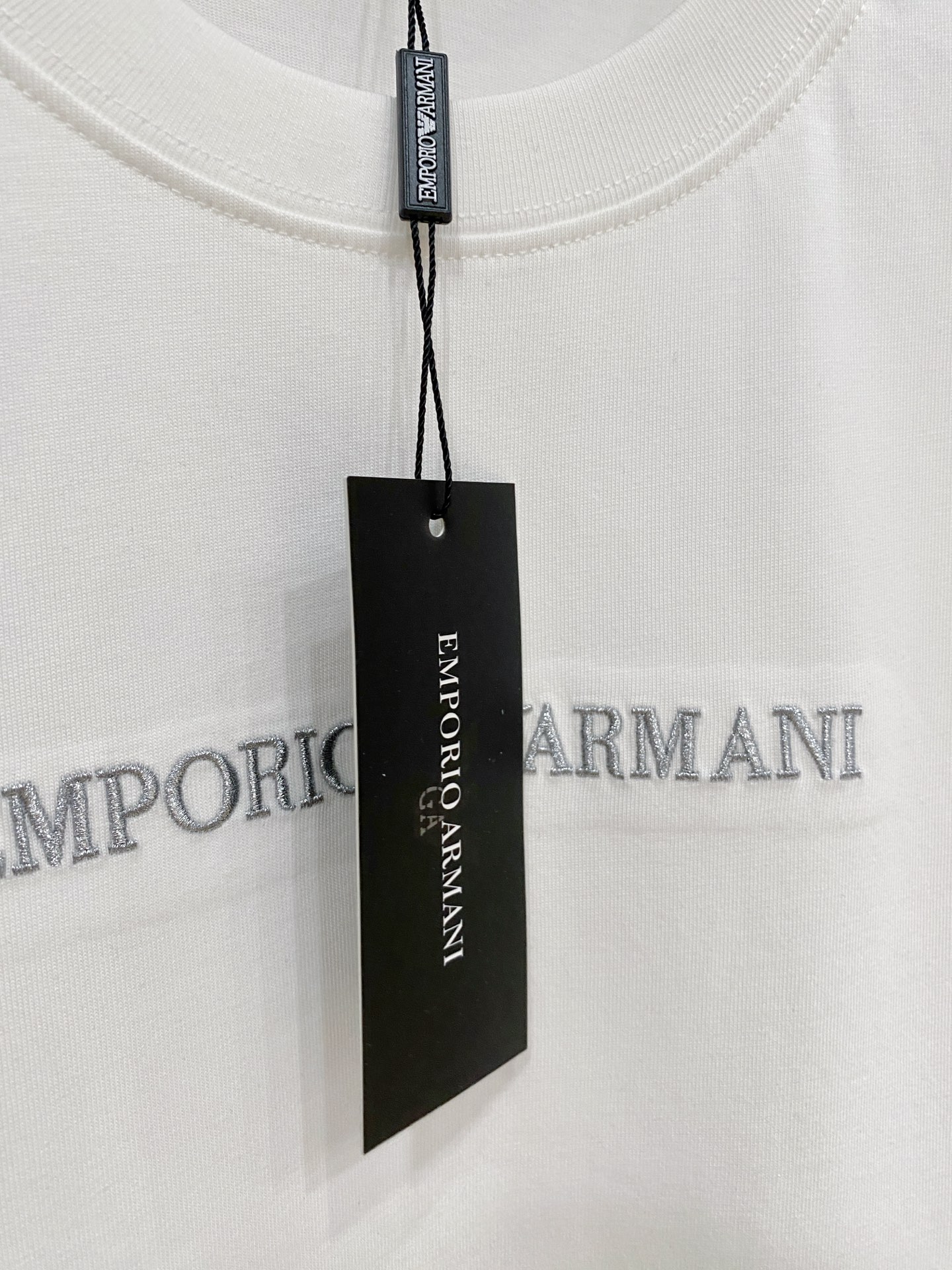 阿玛尼Armani26FW春夏新款首发专柜最新款短袖圆领T恤 设计前卫时尚！品牌logo重工艺设计 高端