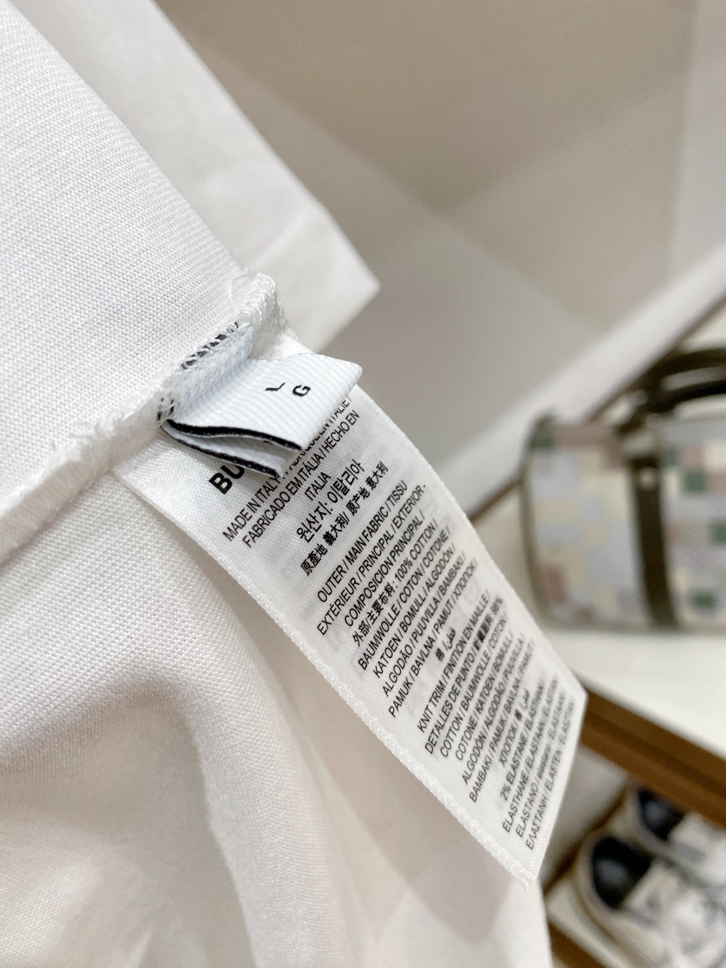 巴宝莉Burberry26FW春夏新款首发专柜最新款短袖圆领T恤 设计前卫时尚！品牌logo重工艺设计 