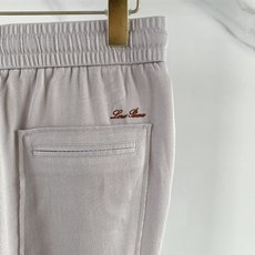 一套销售 春款套装 顶级品质 Loro Piana 定制顶级面料 新品 最新设计款 2026ss 家新 一套销售 春款套装 顶级品质 Loro Piana 定制顶级面料 新品 最新设计款 2026ss 家新