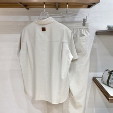 一套销售 顶级品质 Diro 定制顶级面料 新品 最新设计款 2026ss 家新款夹克外套,秀场新品‼ 一套销售 顶级品质 Diro 定制顶级面料 新品 最新设计款 2026ss 家新款夹克外套,秀场新品‼