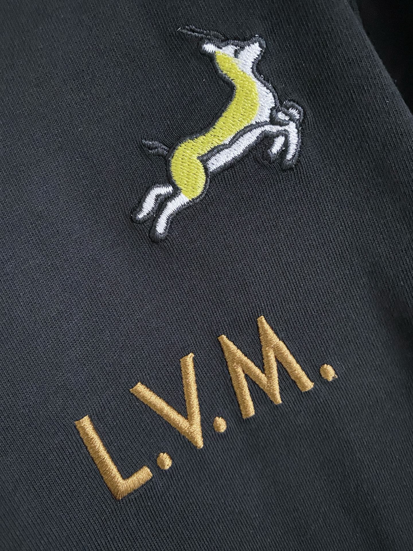 路易威登LV26FW春夏新款首发专柜最新款短袖圆领T恤 设计前卫时尚！品牌logo重工艺设计 高端定制丝