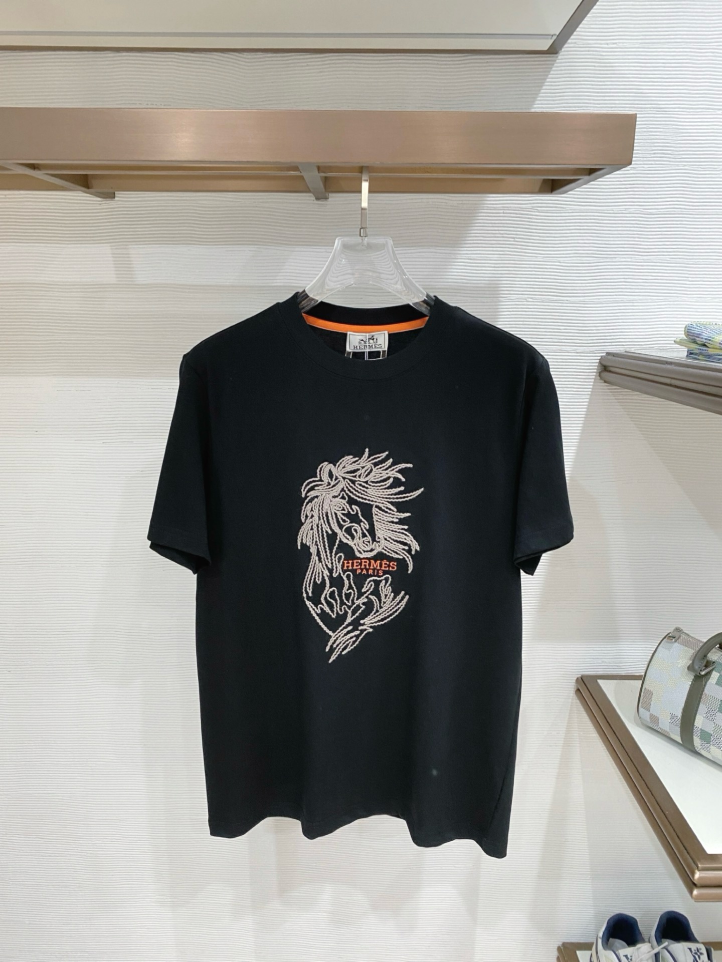 爱马仕Hermes26FW春夏新款首发专柜最新款短袖圆领T恤 设计前卫时尚！品牌logo重工艺设计 高端