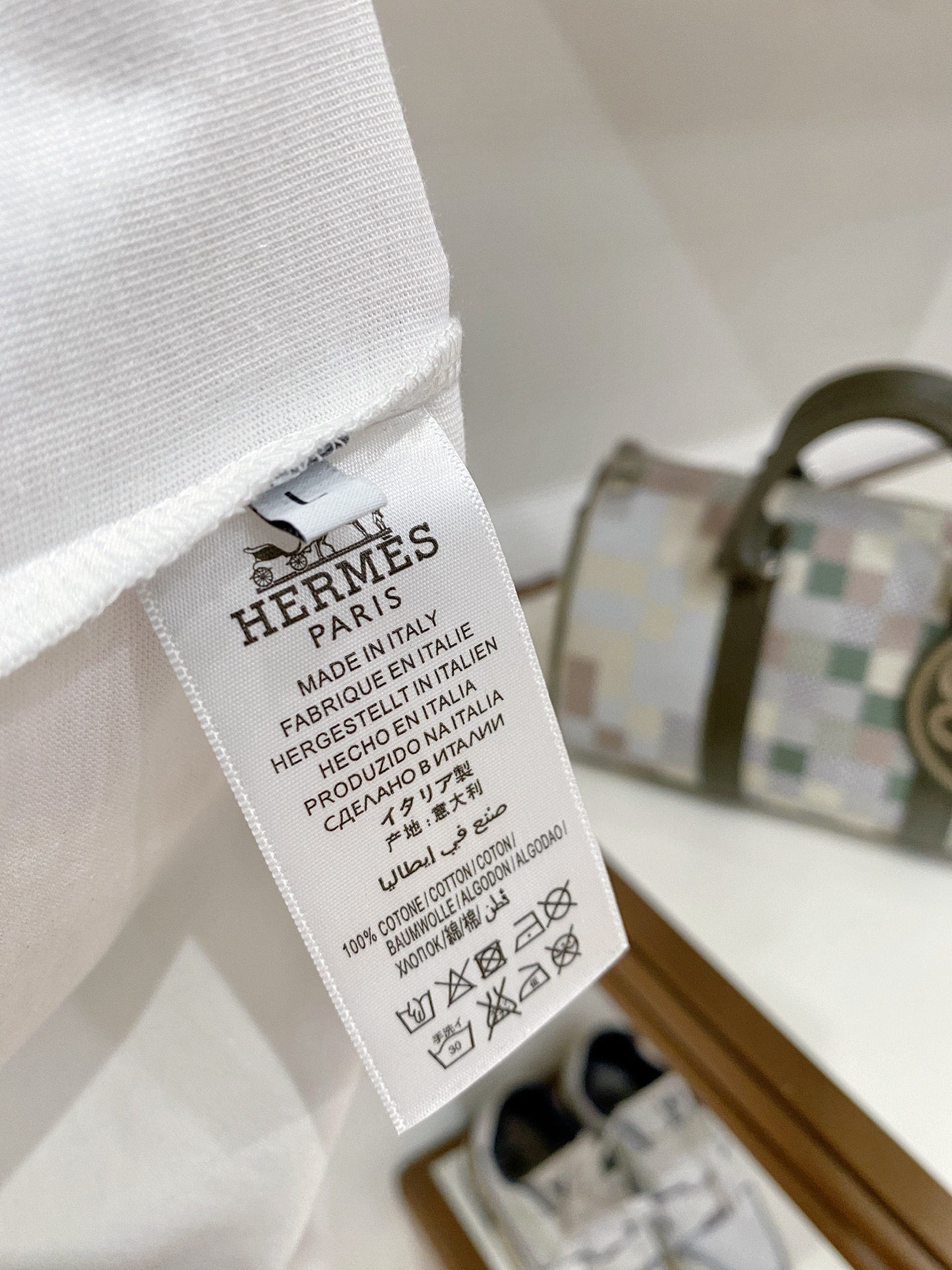 爱马仕Hermes26FW春夏新款首发专柜最新款短袖圆领T恤 设计前卫时尚！品牌logo重工艺设计 高端