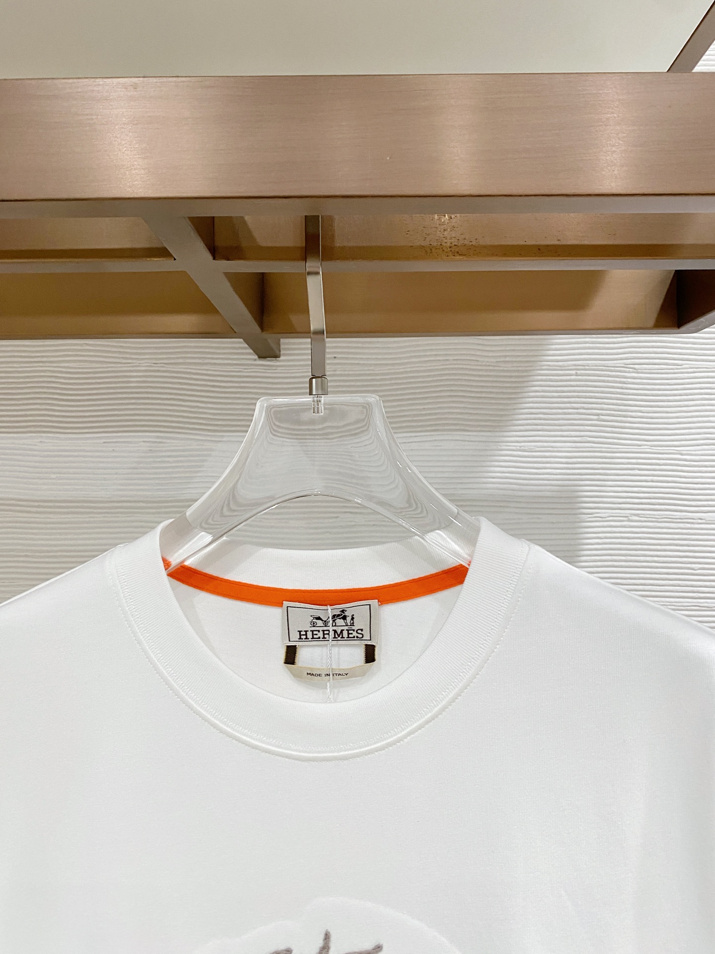 爱马仕Hermes26FW春夏新款首发专柜最新款短袖圆领T恤 设计前卫时尚！品牌logo重工艺设计 高端