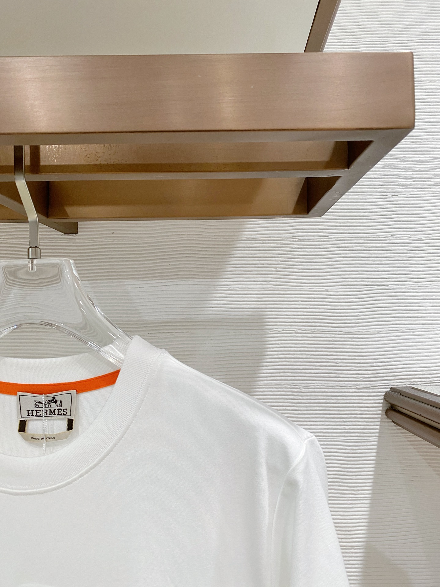 爱马仕Hermes26FW春夏新款首发专柜最新款短袖圆领T恤 设计前卫时尚！品牌logo重工艺设计 高端