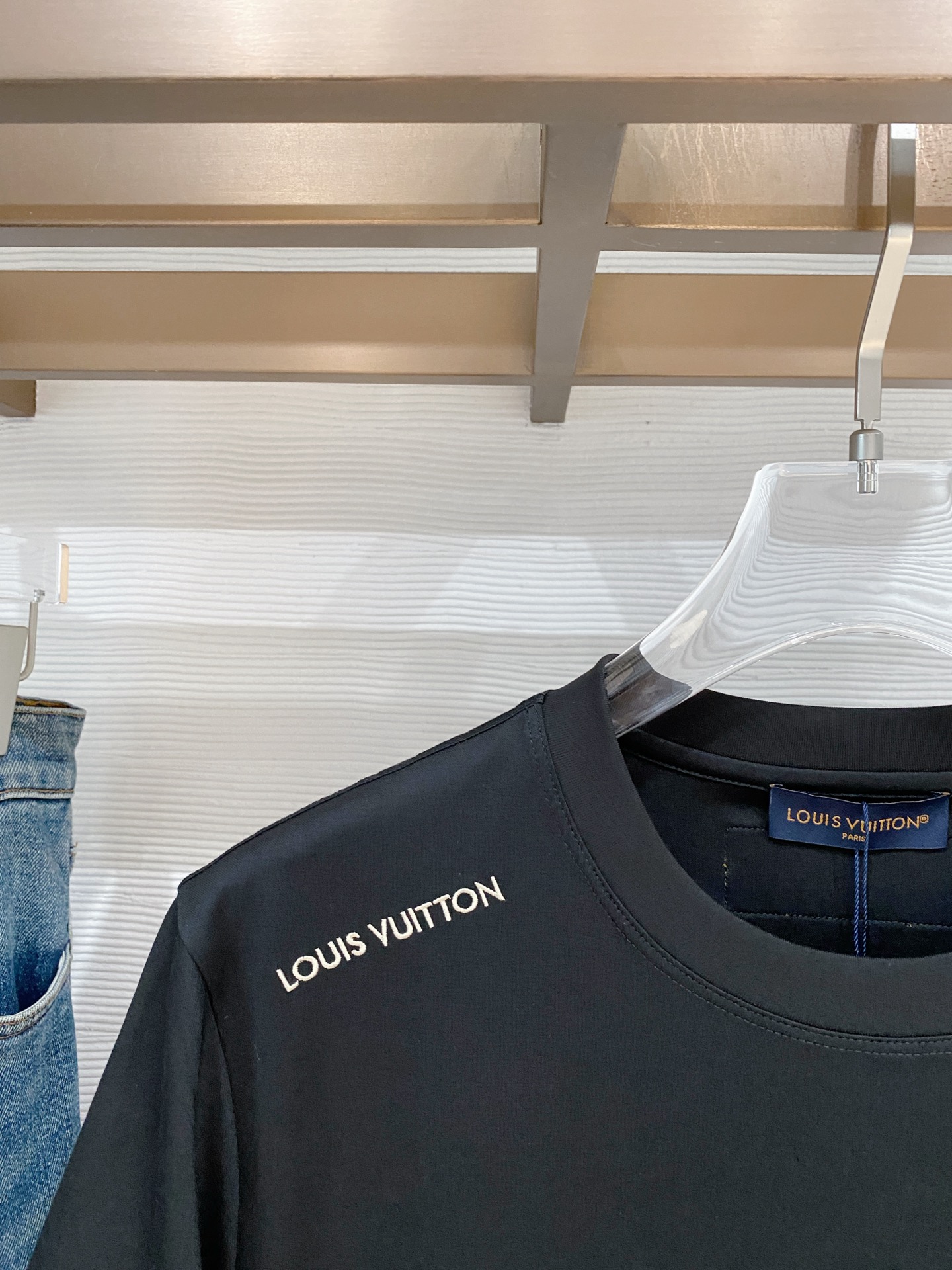 루이비통 남성 반팔 127375 Louis Vuitton T Shirt 썸네일 이미지