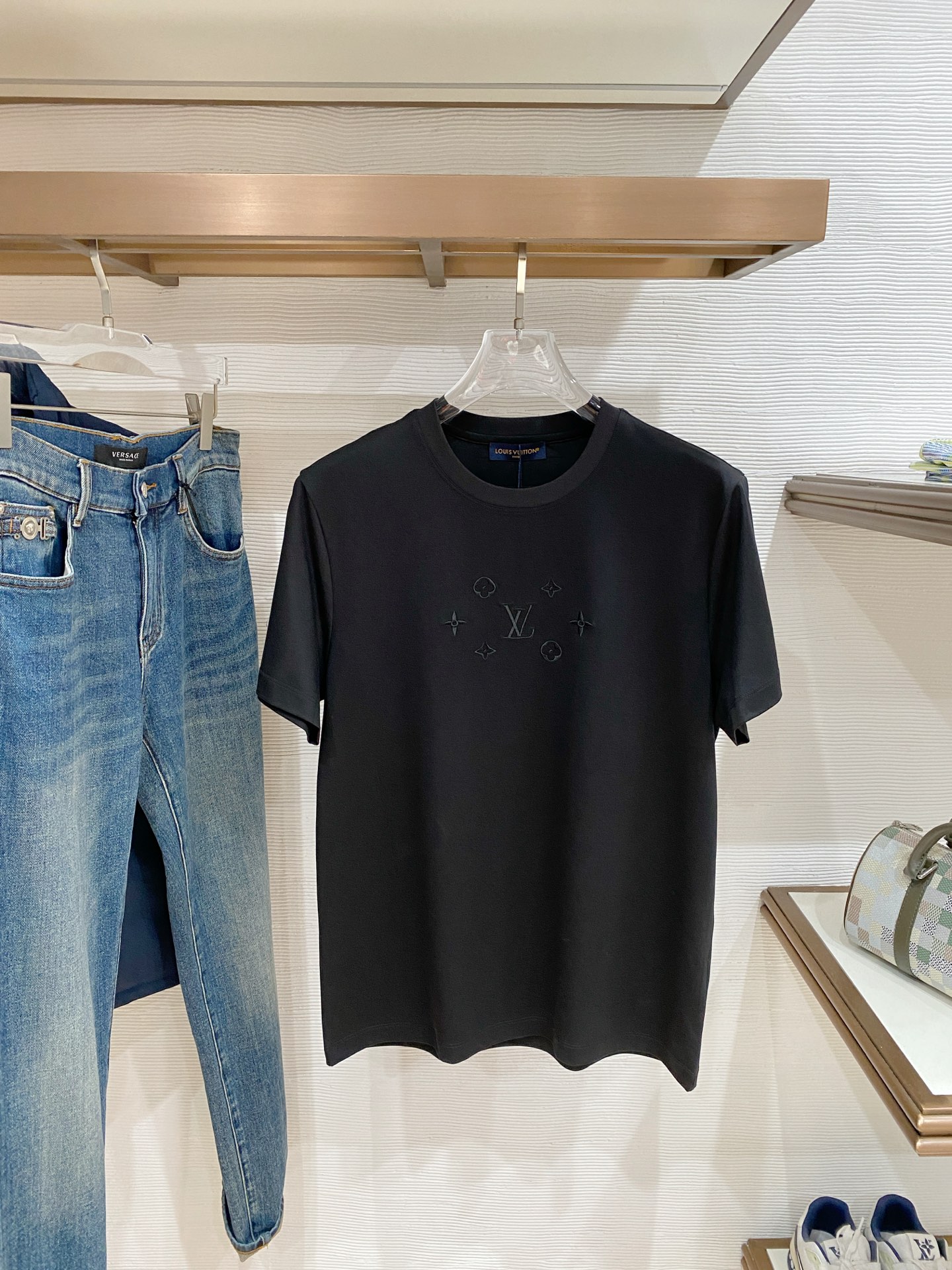 루이비통 남성 반팔 127368 Louis Vuitton T Shirt