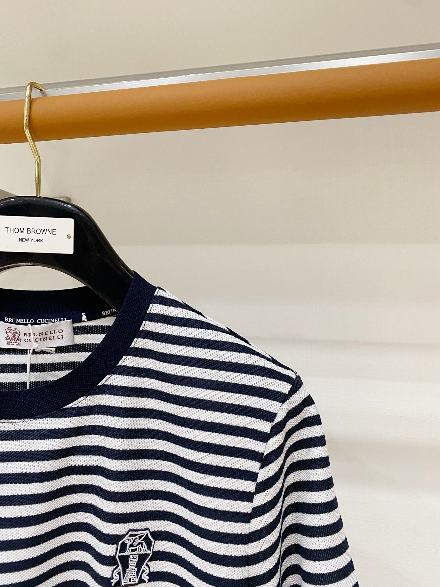 Brunello Cucinelli、2026新品短袖T恤，帅气时尚，胸前精致刺绣图案logo，简约百搭