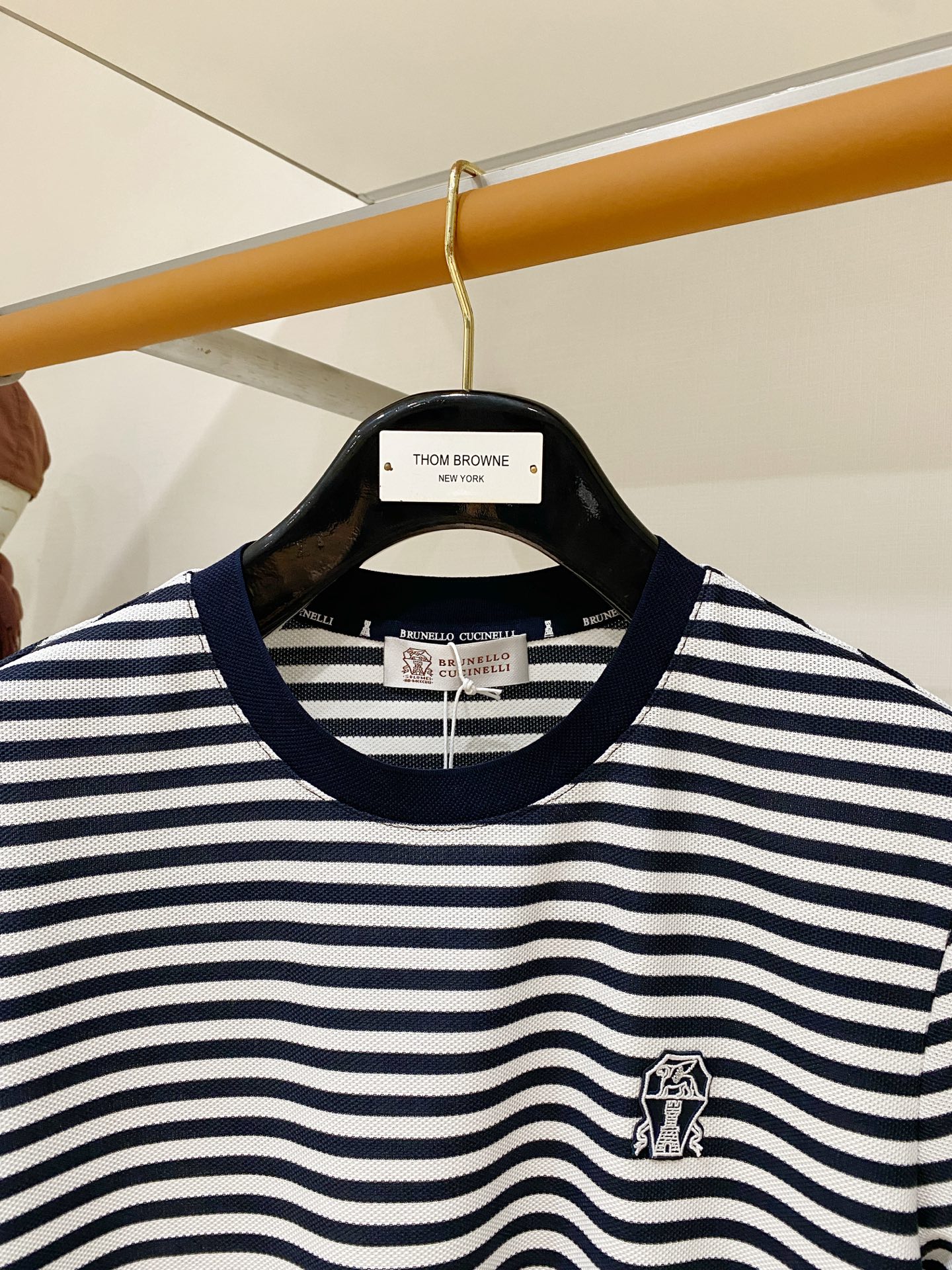 Brunello Cucinelli、2026新品短袖T恤，帅气时尚，胸前精致刺绣图案logo，简约百搭