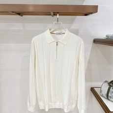 Brunello Cucinelli 品牌骨子里的人文浪漫与极简奢雅,没有浮夸设计,只用软糯顶级绵羊毛面料、柔软细腻、沉 Brunello Cucinelli 品牌骨子里的人文浪漫与极简奢雅,没有浮夸设计,只用软糯顶级绵羊毛面料、柔软细腻、沉