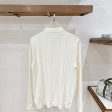 Brunello Cucinelli 品牌骨子里的人文浪漫与极简奢雅,没有浮夸设计,只用软糯顶级绵羊毛面料、柔软细腻、沉 Brunello Cucinelli 品牌骨子里的人文浪漫与极简奢雅,没有浮夸设计,只用软糯顶级绵羊毛面料、柔软细腻、沉