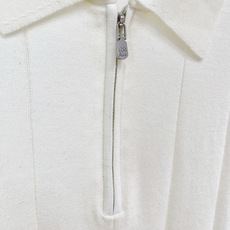 Brunello Cucinelli 品牌骨子里的人文浪漫与极简奢雅,没有浮夸设计,只用软糯顶级绵羊毛面料、柔软细腻、沉 Brunello Cucinelli 品牌骨子里的人文浪漫与极简奢雅,没有浮夸设计,只用软糯顶级绵羊毛面料、柔软细腻、沉