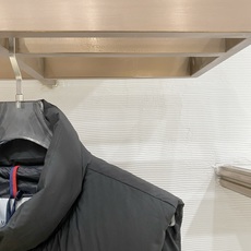 Moncler-盟可睐 2026FW秋冬新款男士立领羽绒马甲 高密度防风面料,90新国标白鸭绒填充,锁绒分格充绒工艺,不 Moncler-盟可睐 2026FW秋冬新款男士立领羽绒马甲 高密度防风面料,90新国标白鸭绒填充,锁绒分格充绒工艺,不