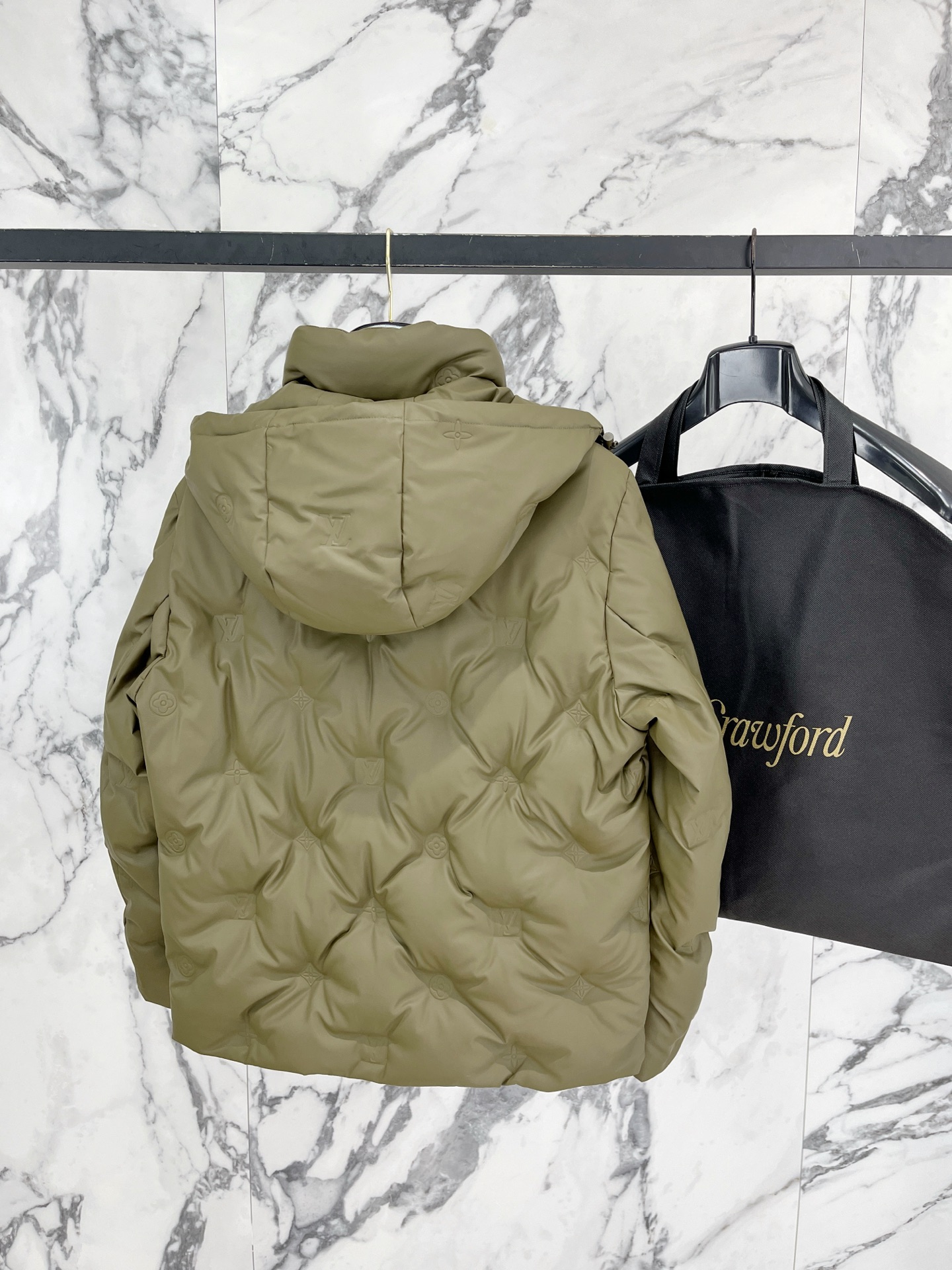 Louis Vuitton 路易威登（LV）2026FW秋冬新款可拆卸连帽压花羽绒服 全套原版五金配件，拉链、按扣全部还