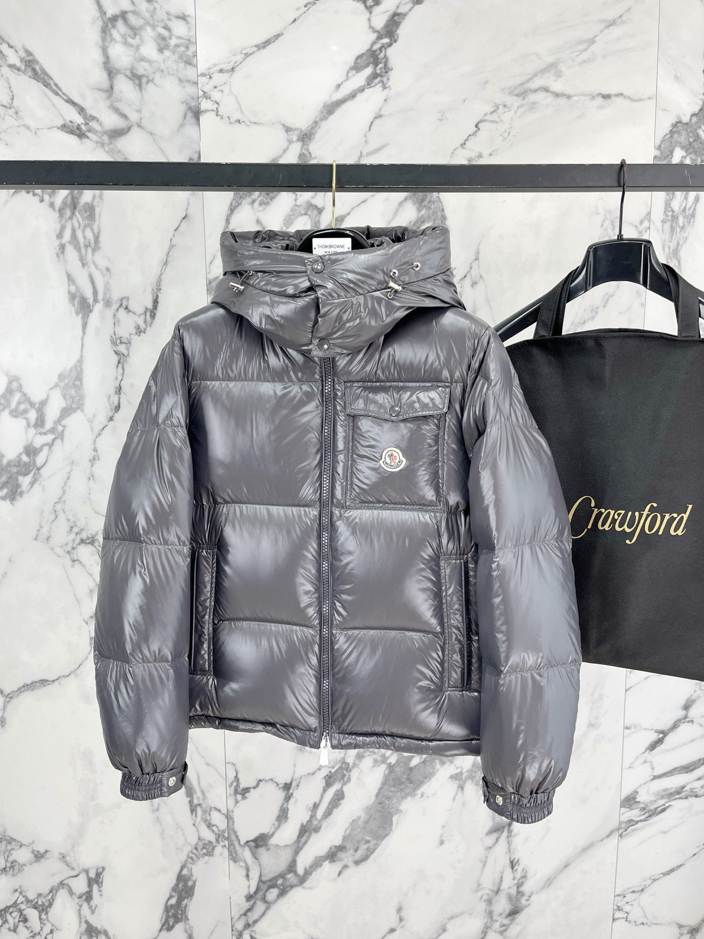 Moncler 盟可睐（蒙口）2026FW秋冬新款彩虹条可拆卸连帽羽绒服 全套原版五金辅料，拉链、按扣、袖口调节扣全部对