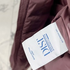 Moncler-盟可睐 2026FW秋冬新款男士连帽轻薄羽绒服 90新国标白鸭绒填充,高密防钻绒尼龙面料,原版开模五金, Moncler-盟可睐 2026FW秋冬新款男士连帽轻薄羽绒服 90新国标白鸭绒填充,高密防钻绒尼龙面料,原版开模五金,