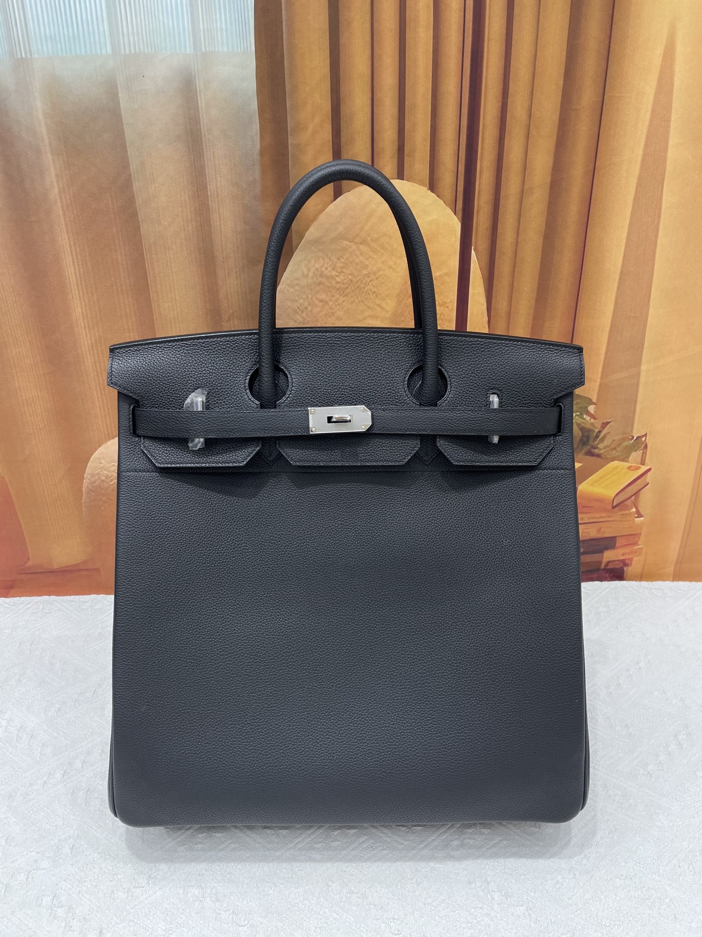 togo, bolso HAC 40 en negro, hebilla plateada