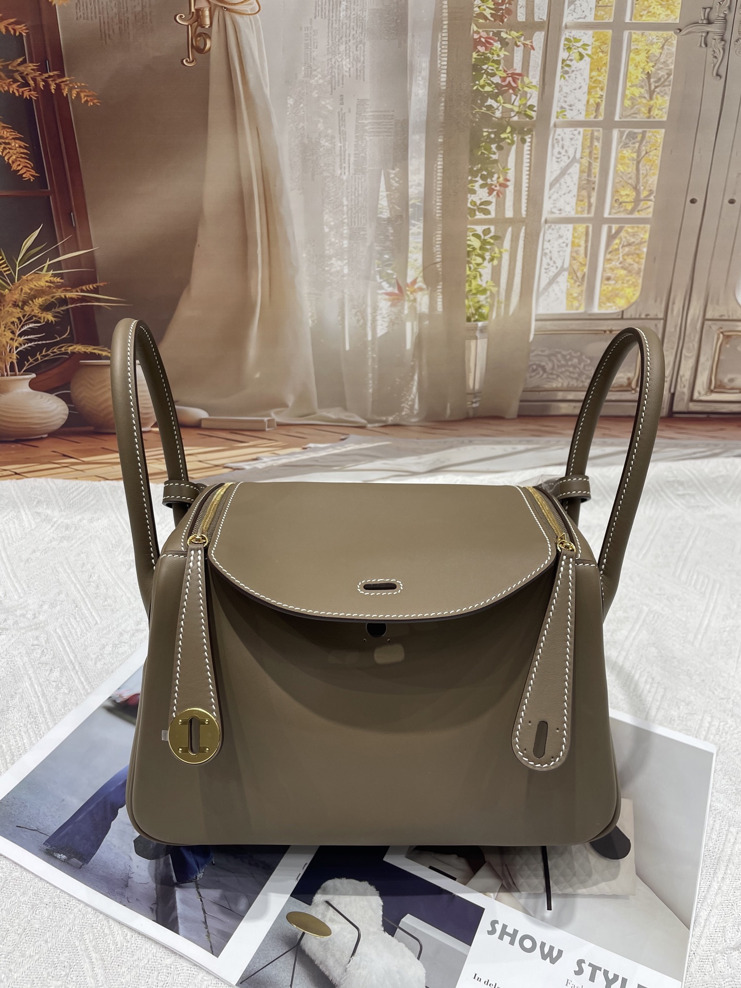 NO:763798,Swift Lindy 26 gold brown silver buckle in stock [Rose], Hermes, hermes, stuart weitzman, Hermes,19860909Swift琳迪26金棕色银扣现货[玫瑰],爱马仕,hermes,stuart weitzman,Hermes,,Bag
