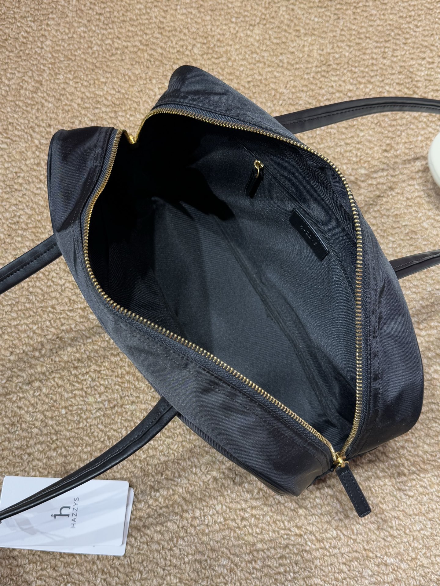 _dpG9siDzZSoMbil8AA1-N33ExPIQgk06y8TtVdw