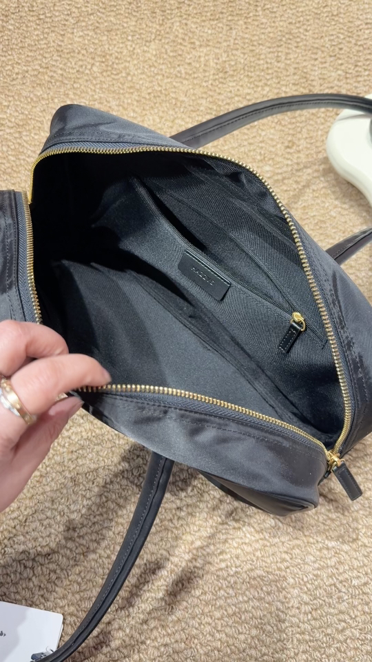 _d8y9sE2LhPJHqux51w2HSdZ_7o162qjPj3Y2P9A