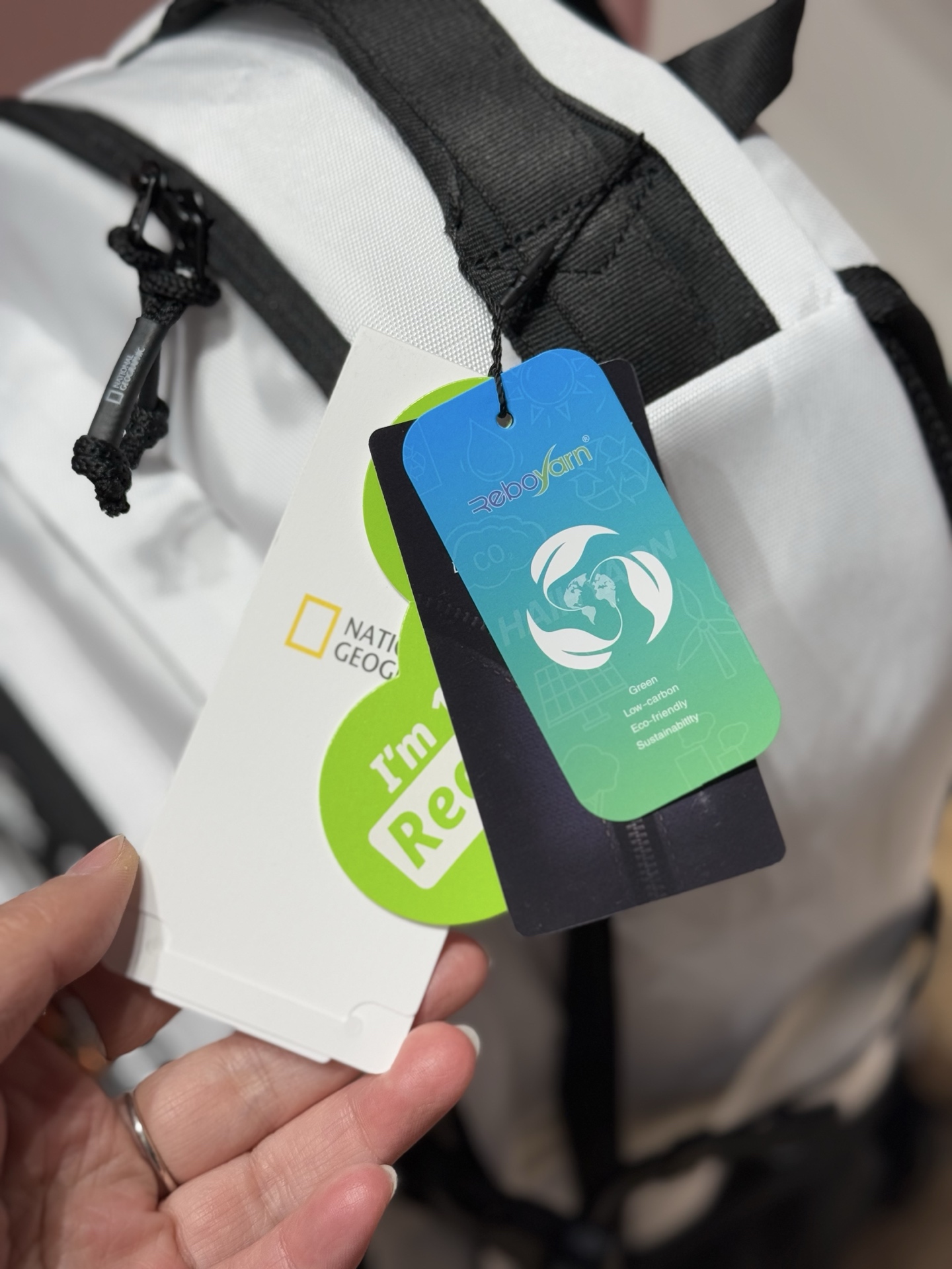 _dg89sVxlWanTcGeq_M5qlapxM89lB1_lzhpw5IA