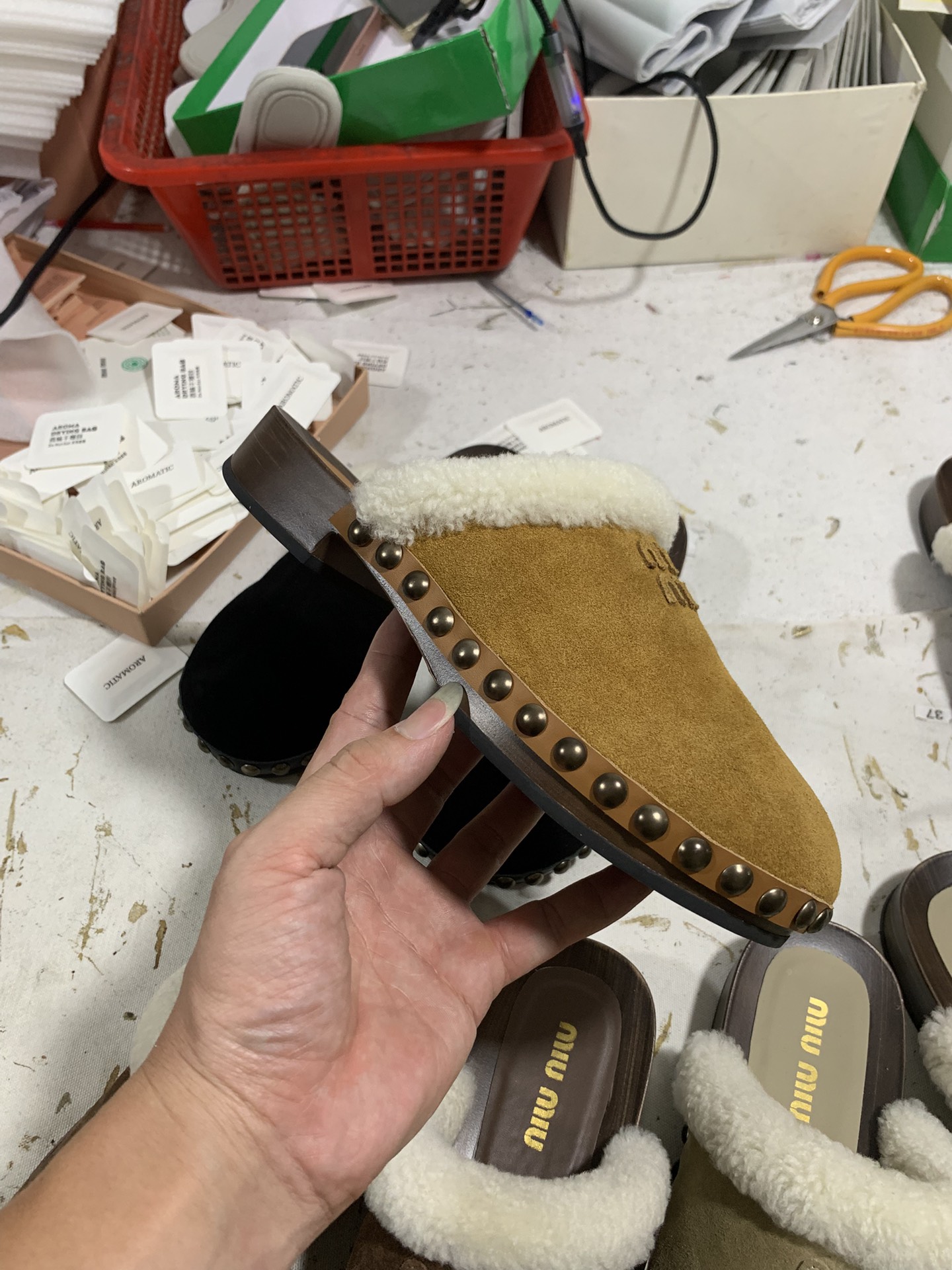 NO:693353,Antelope brown, detailed real-life appreciation, furry shoes and slippers, slippers19860909羚羊棕 细节实拍鉴赏,毛毛鞋拖鞋,slippers,Women's Shoes