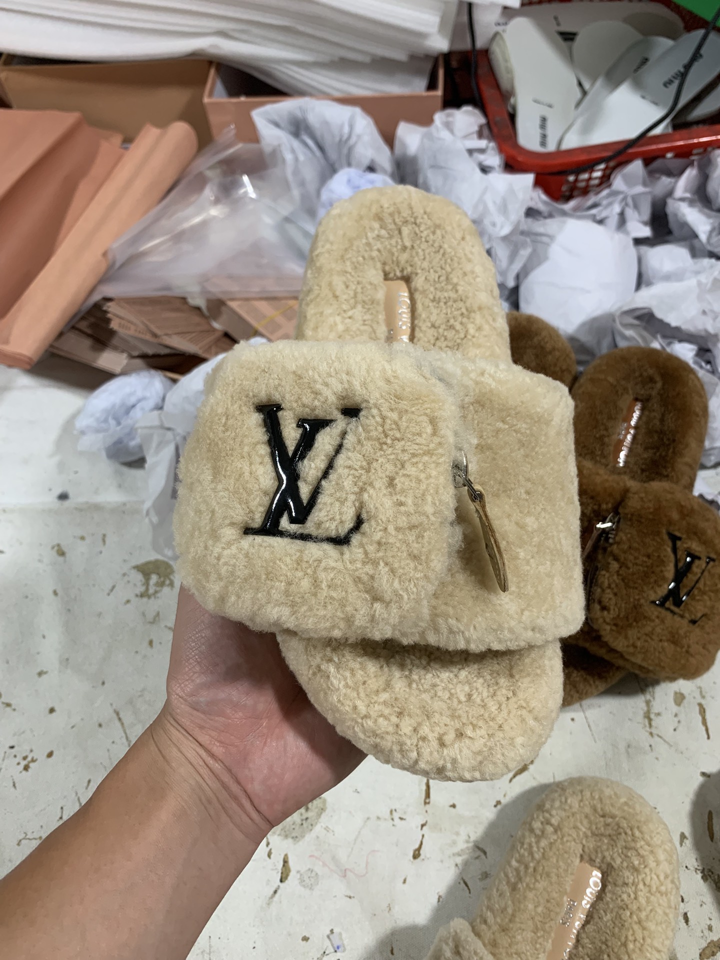 NO:693329,Apricot color, detailed real shot appreciation, extra thick wool, furry shoes and slippers, slippers19860909杏色 细节实拍鉴赏 超厚羊毛,毛毛鞋拖鞋,slippers,Women's Shoes