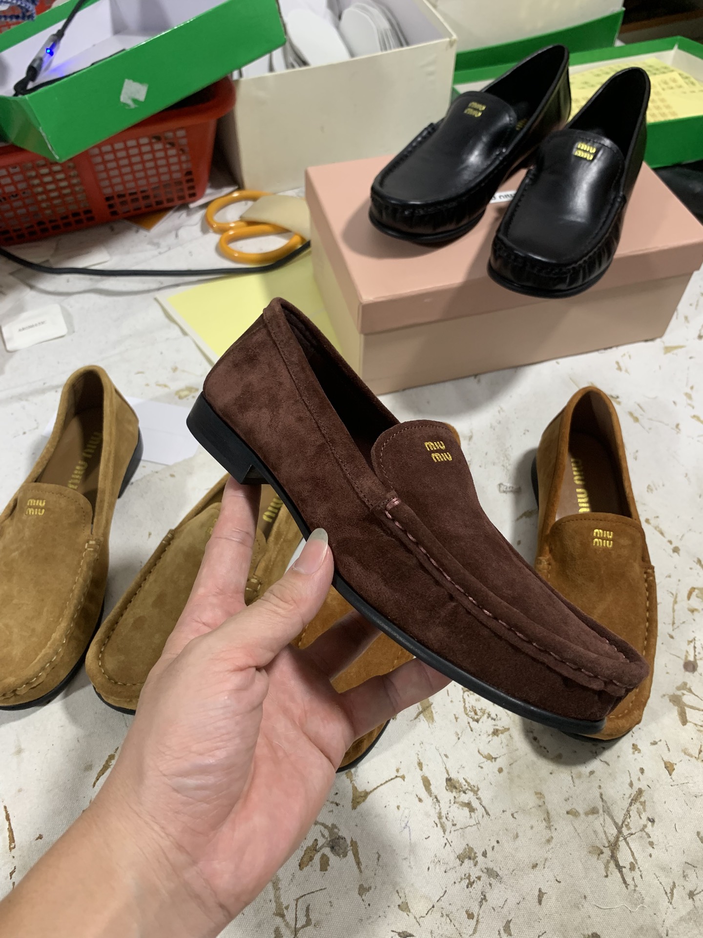 NO:693037,Brown suede details real shot appreciation, loafers, loafers, chamois leather19860909咖啡色麂皮 细节实拍鉴赏,乐福鞋,loafers,chamois leather,Women's Shoes