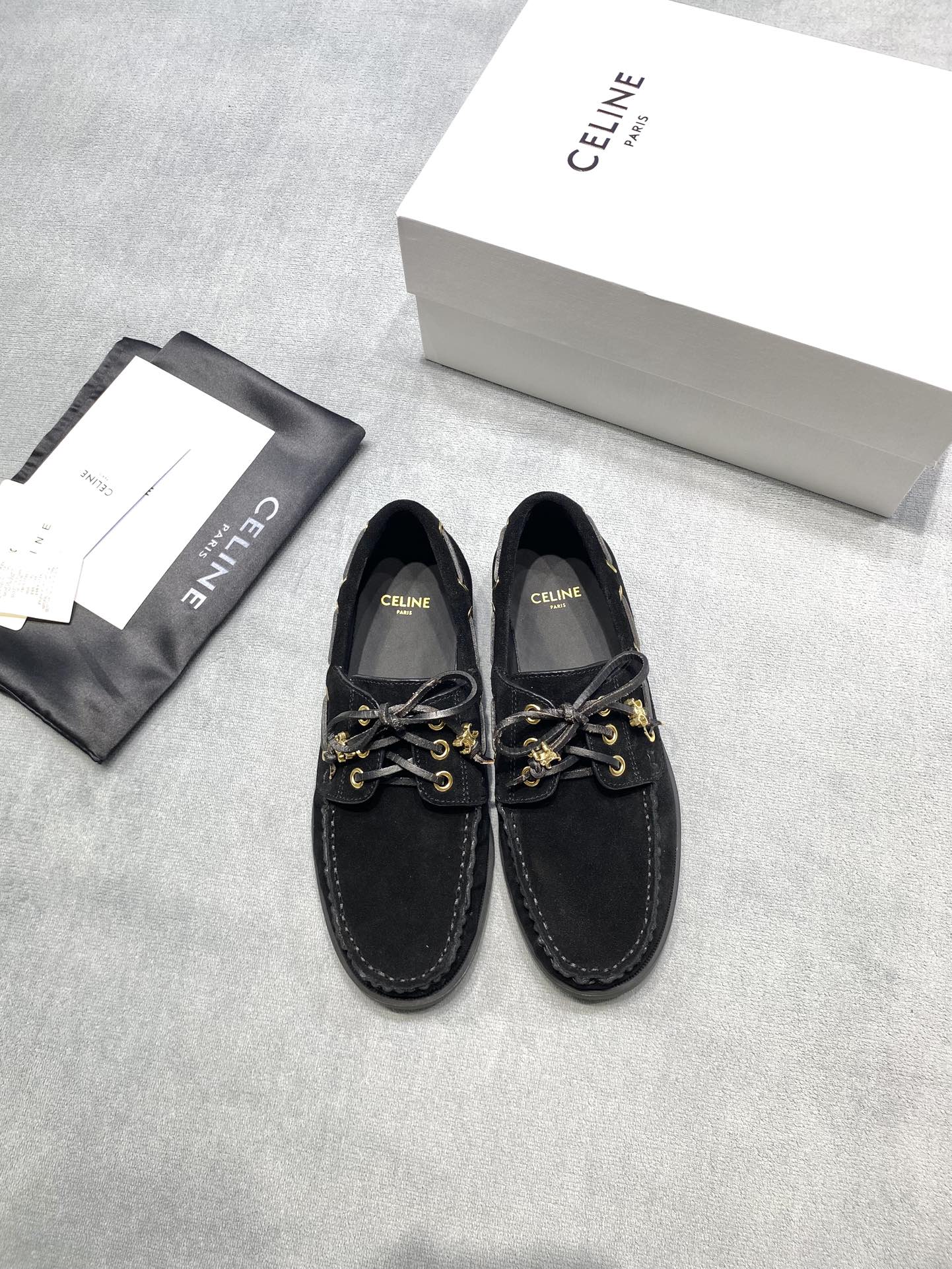 NO:692984,Original development Celine Celine 2025 new sweet retro bow loafers Peas shoes flat fresh college style casual shoes Fabric: cow lining: sheepskin outsole original molded outsole Size women's size 35-39 40.41 Customized price Extremely cost-effective, volume price, no negotiation for bulk orders, loafers, celine, celine, loafers, sheepskin19860909原版开发 Celine 赛琳2025新款甜美复古蝴蝶结乐福鞋 豆豆鞋 平底清新学院风休闲鞋 面料: 牛猄 內里: 羊皮 大底原版开模大底 码数女码 35-39 40.41定做 价格 极致性价比跑量价、散单不议价,乐福鞋,celine,celine,loafers,sheepskin,Women's Shoes