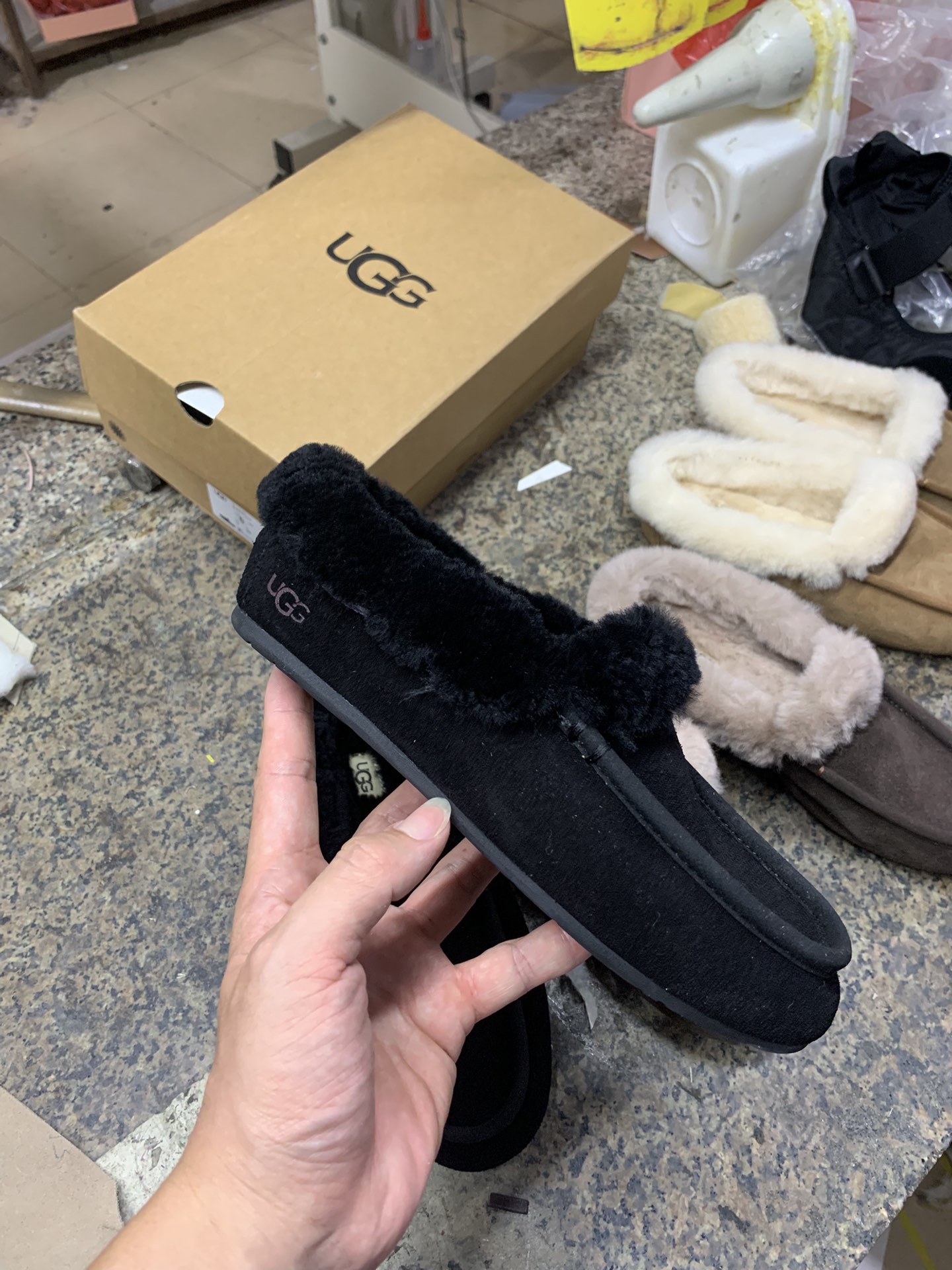 NO:693322,Black details, real shot appreciation, half-mooned fur shoes19860909黑色 细节实拍鉴赏,半拖毛毛鞋,Women's Shoes