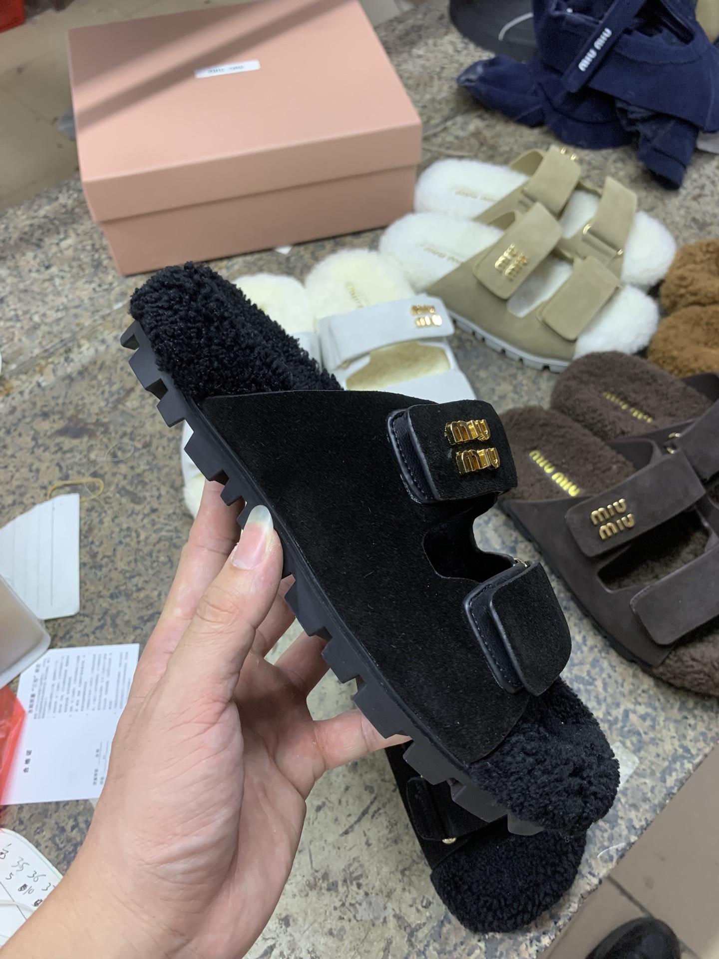NO:693266,Black details, real shot appreciation, half-mooned fur shoes19860909黑色 细节实拍鉴赏,半拖毛毛鞋,Women's Shoes