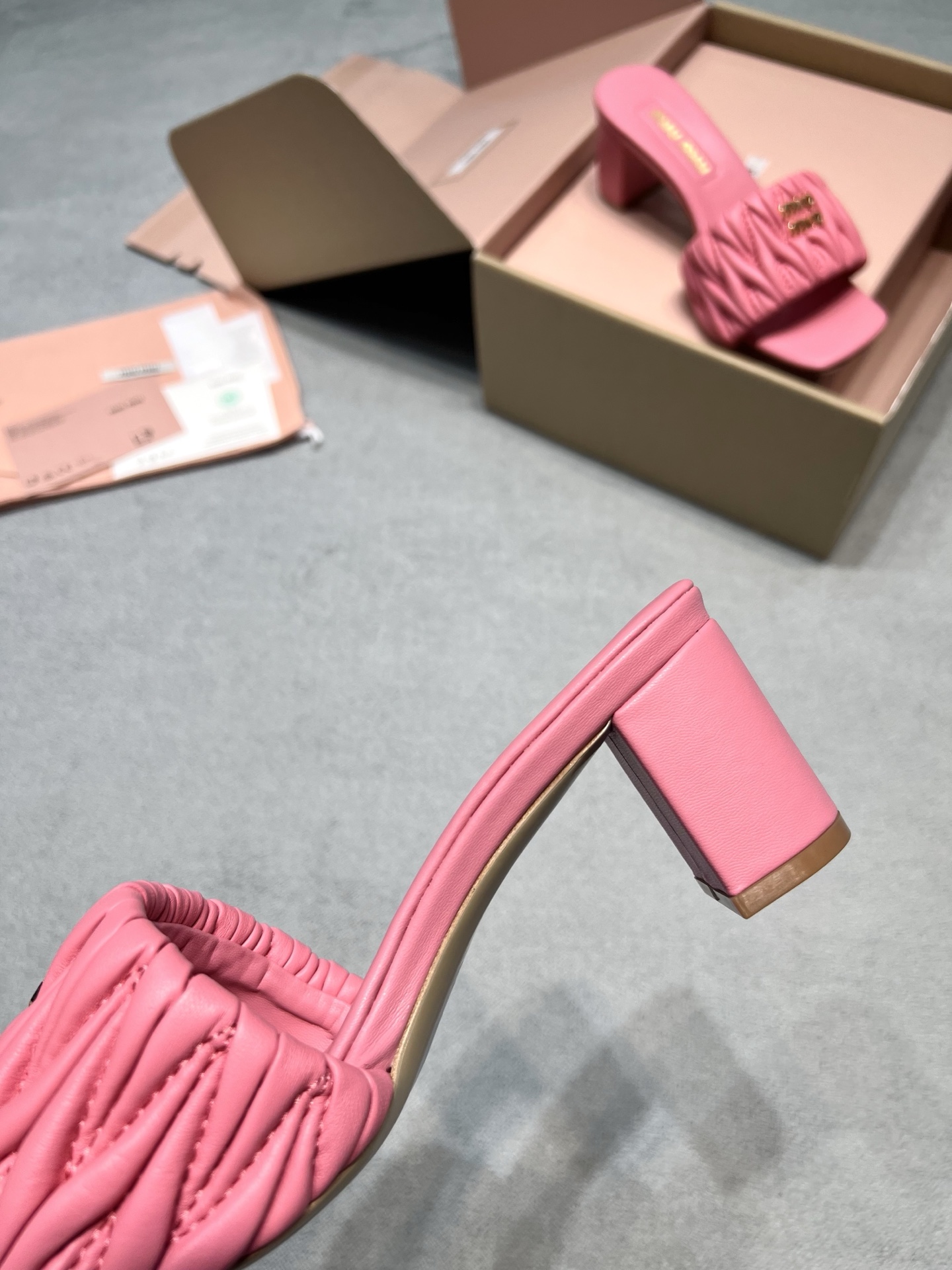Miu Miu Slides